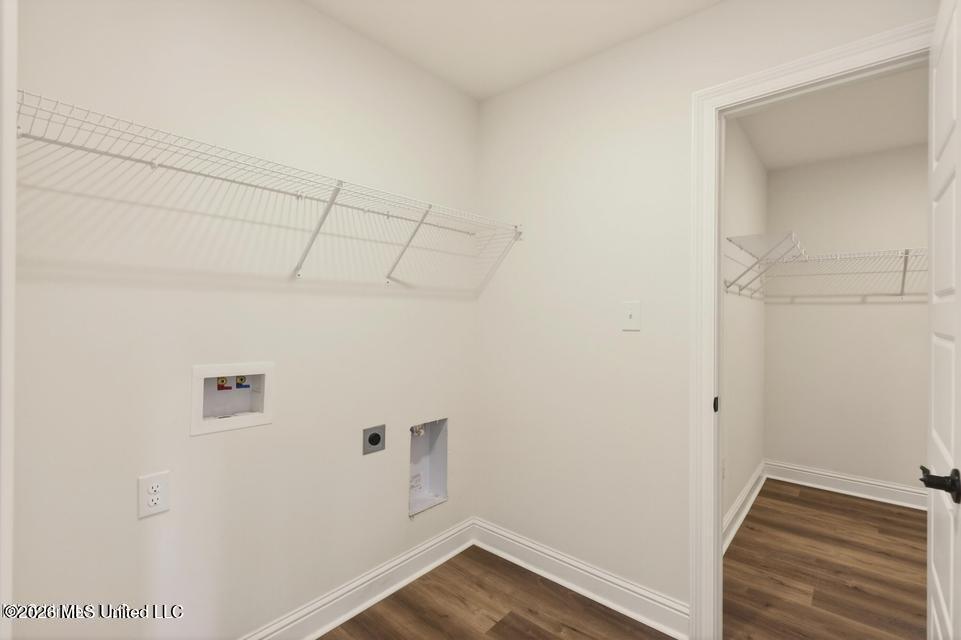 10508 Glade Cove Property Photo 16