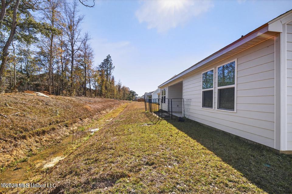 10508 Glade Cove Property Photo 22