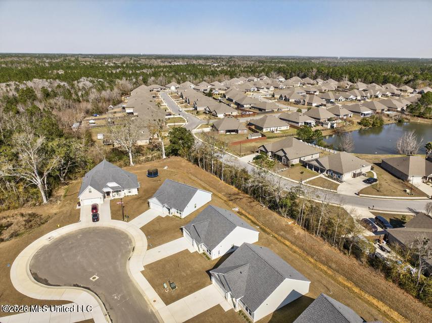10508 Glade Cove Property Photo 24