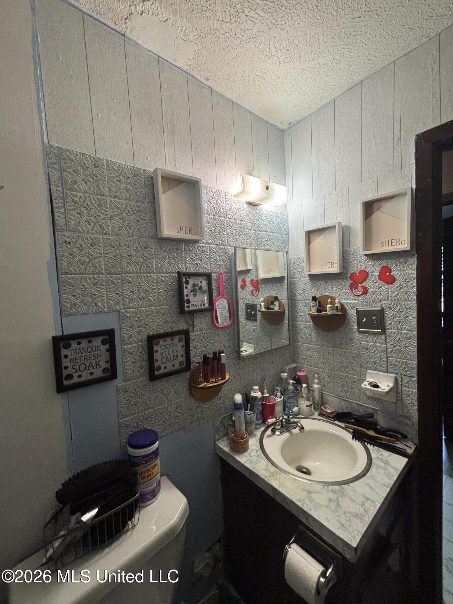 110 Morgan Lane Property Photo 12