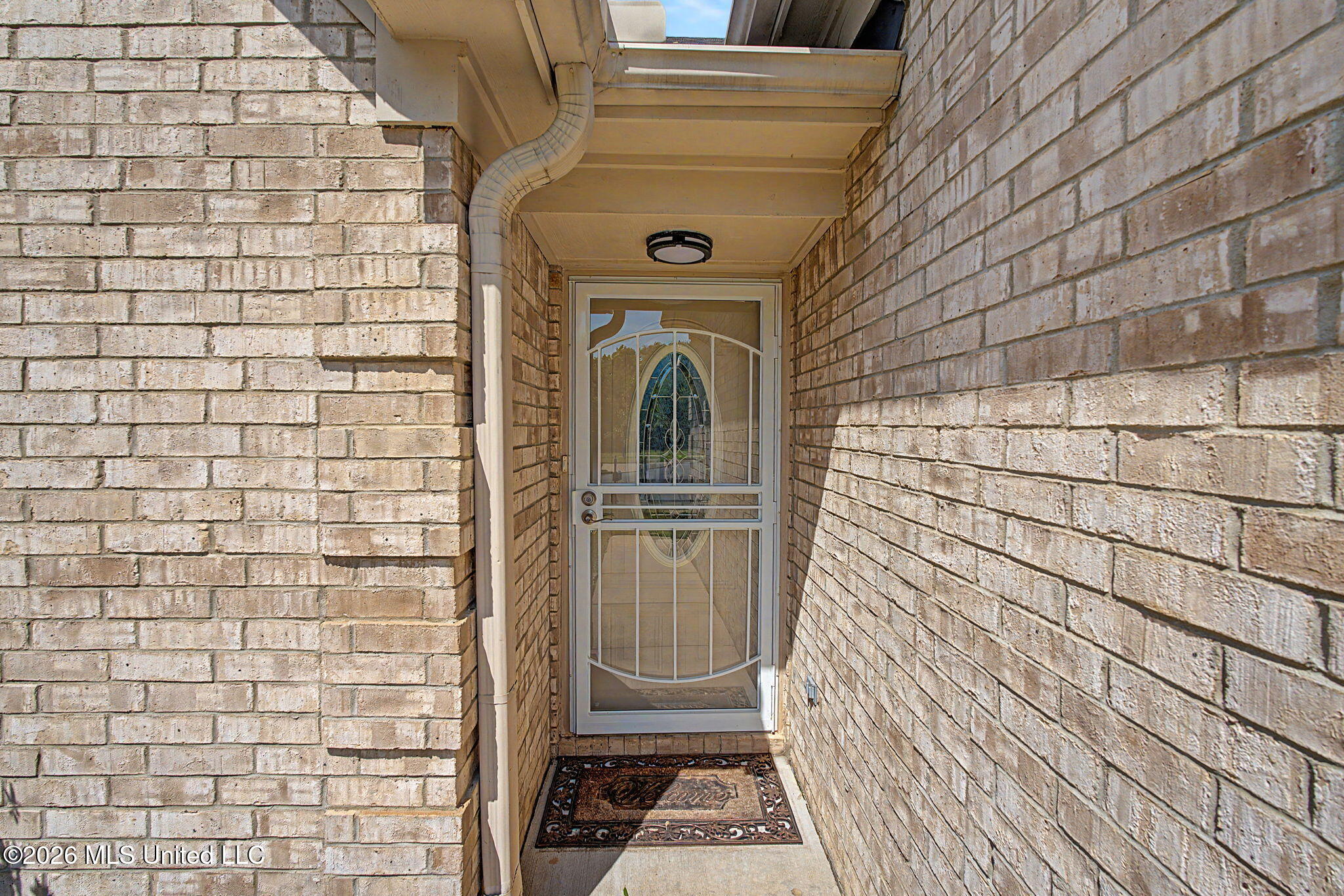 5590 Gilliland Cove Property Photo 5