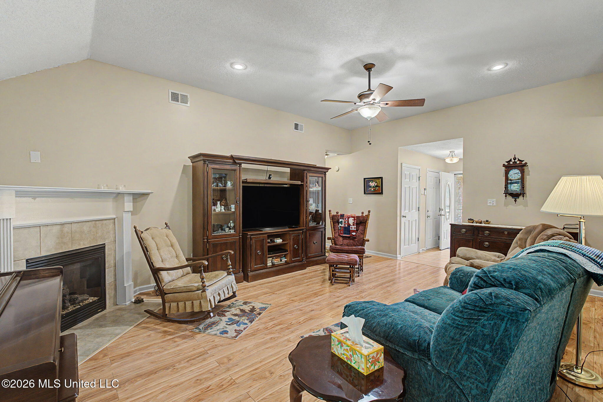5590 Gilliland Cove Property Photo 10