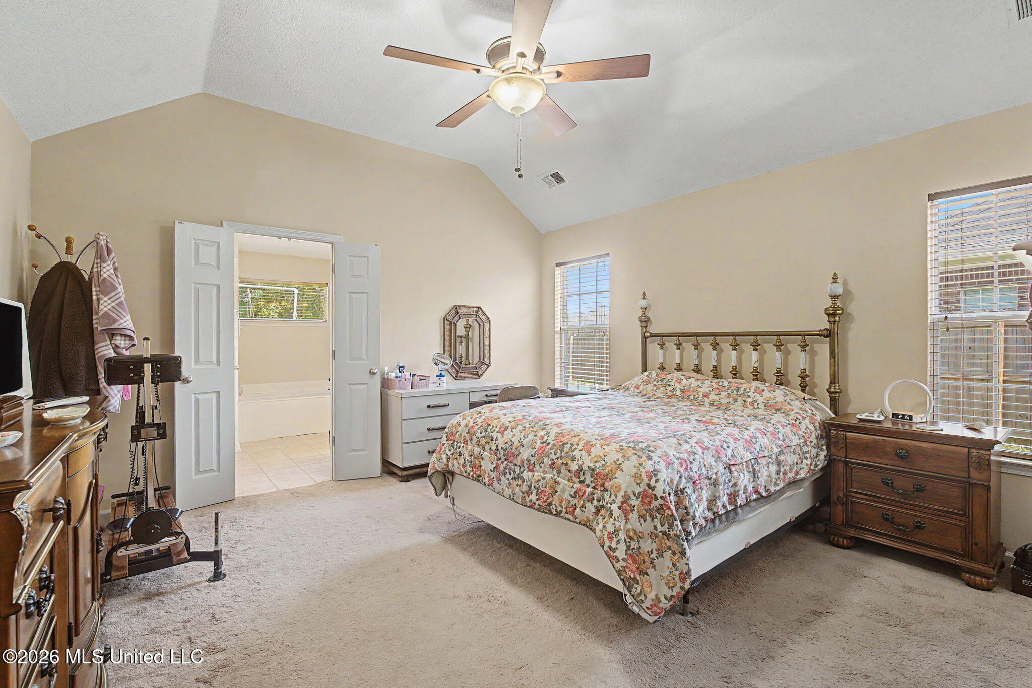 5590 Gilliland Cove Property Photo 16
