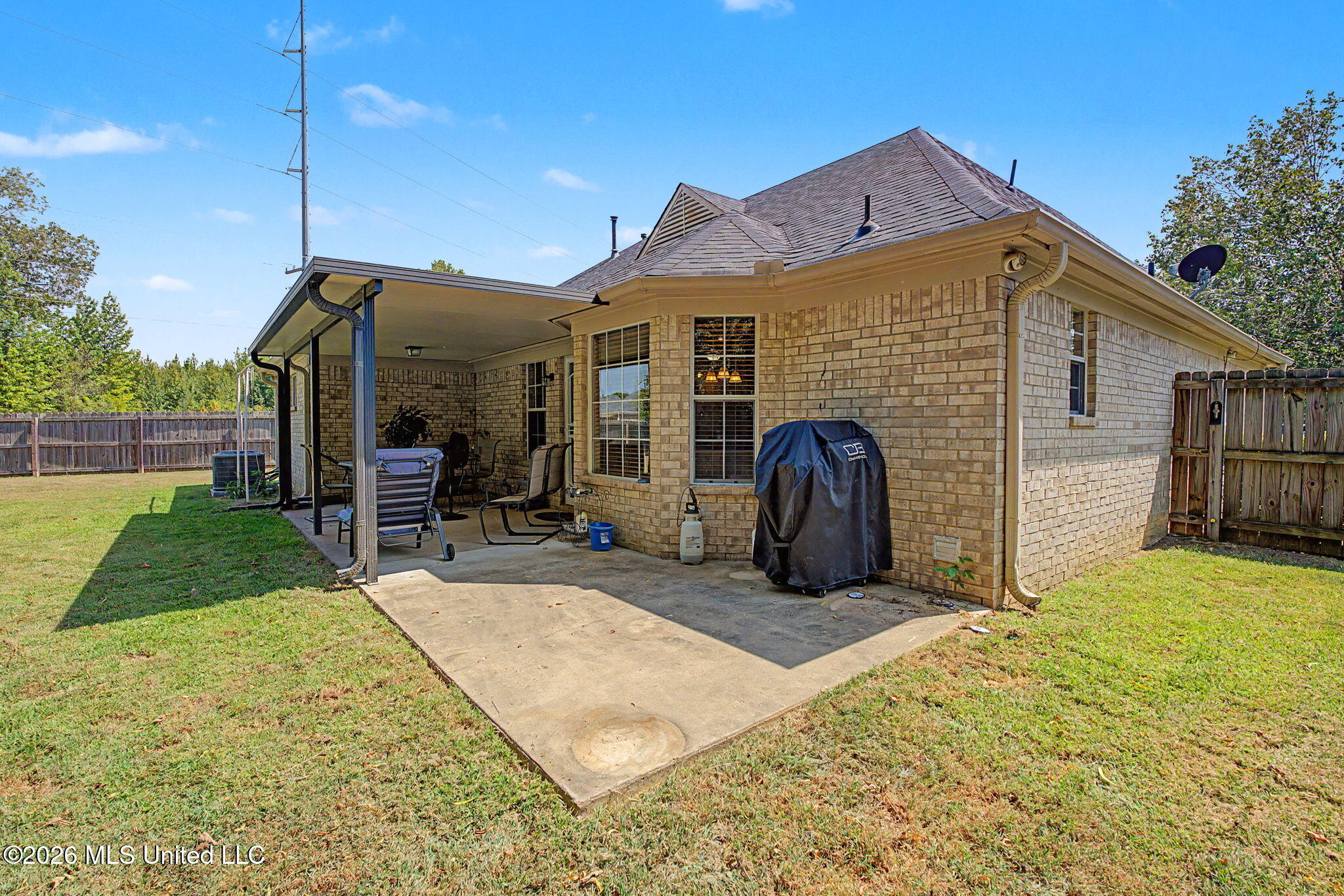 5590 Gilliland Cove Property Photo 28