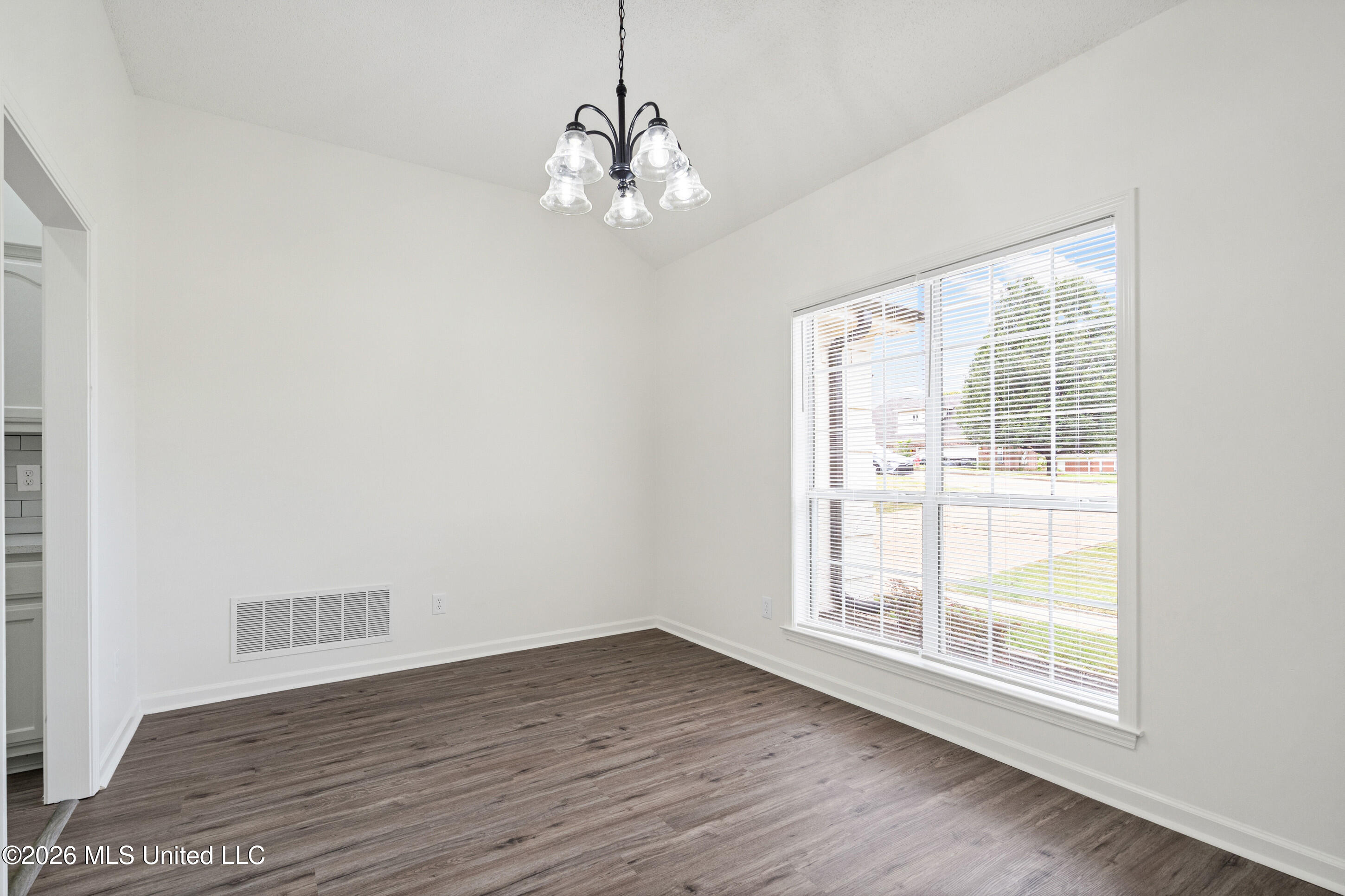 1090 Fawn Drive Property Photo 9