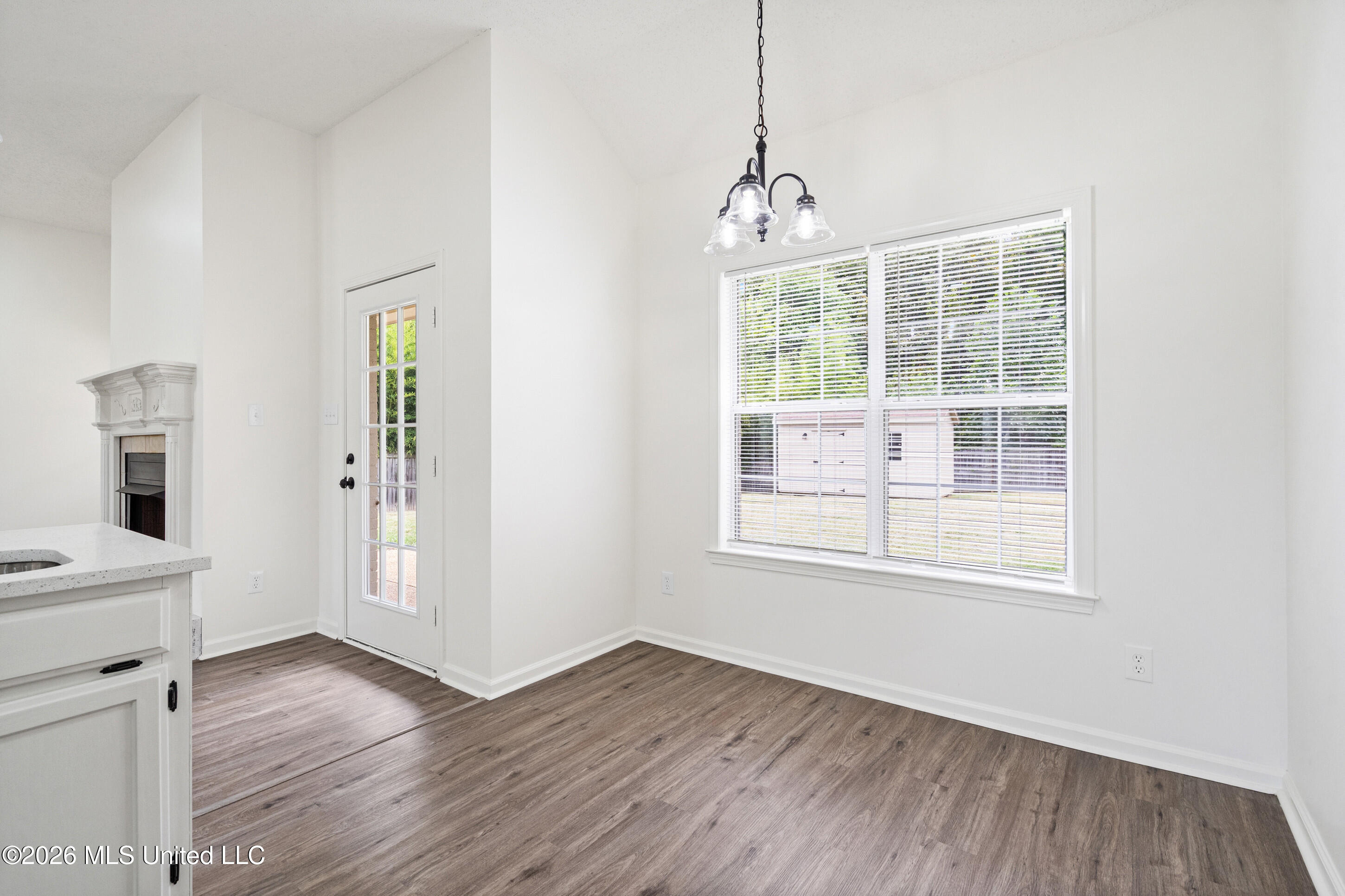 1090 Fawn Drive Property Photo 12