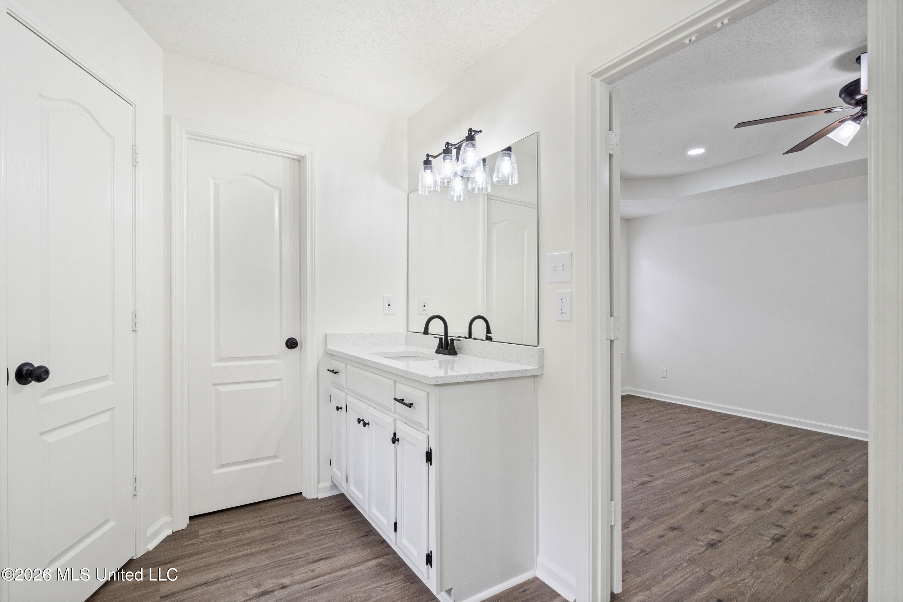1090 Fawn Drive Property Photo 17