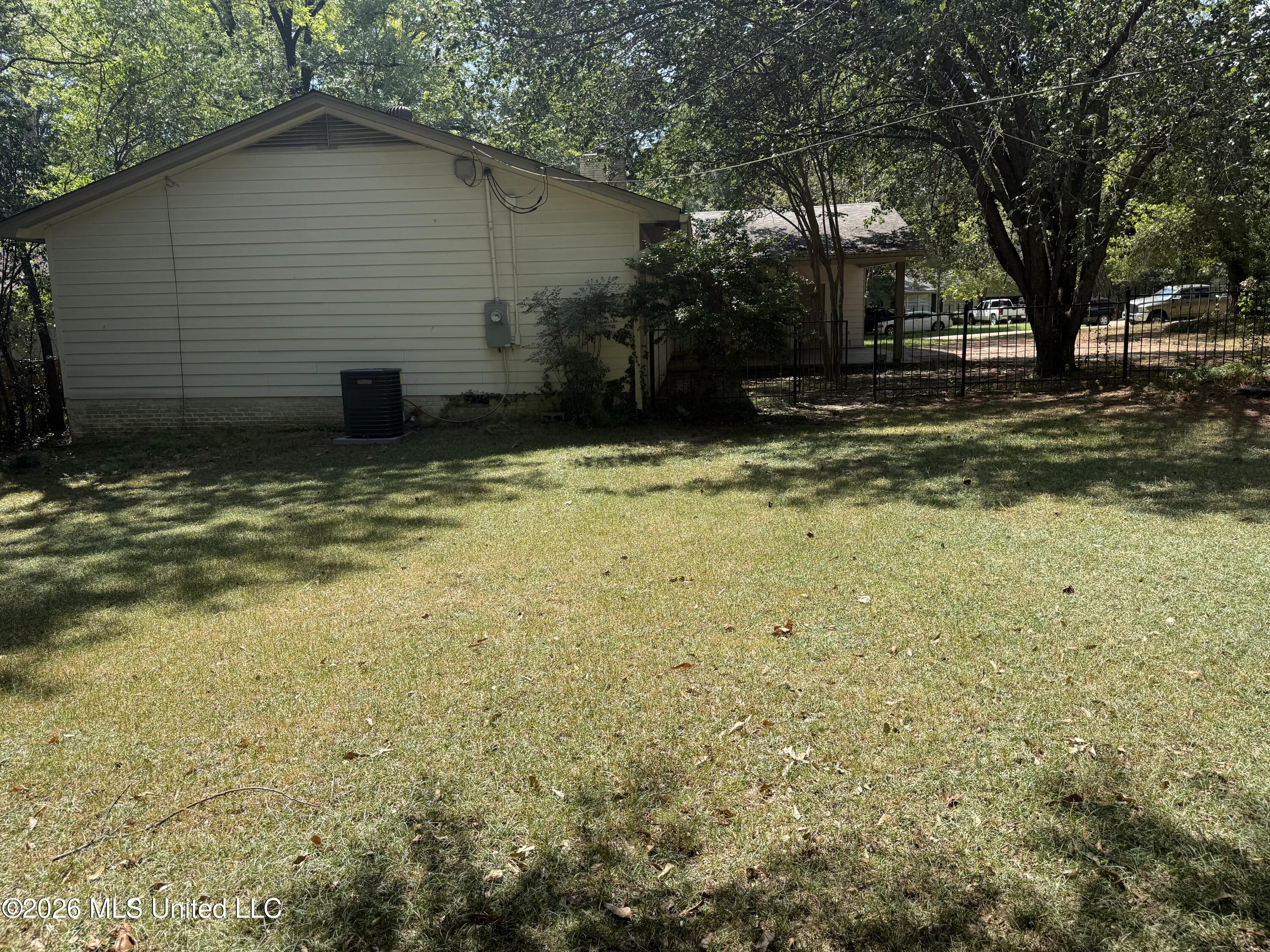 4318 Dunn Street Property Photo 4