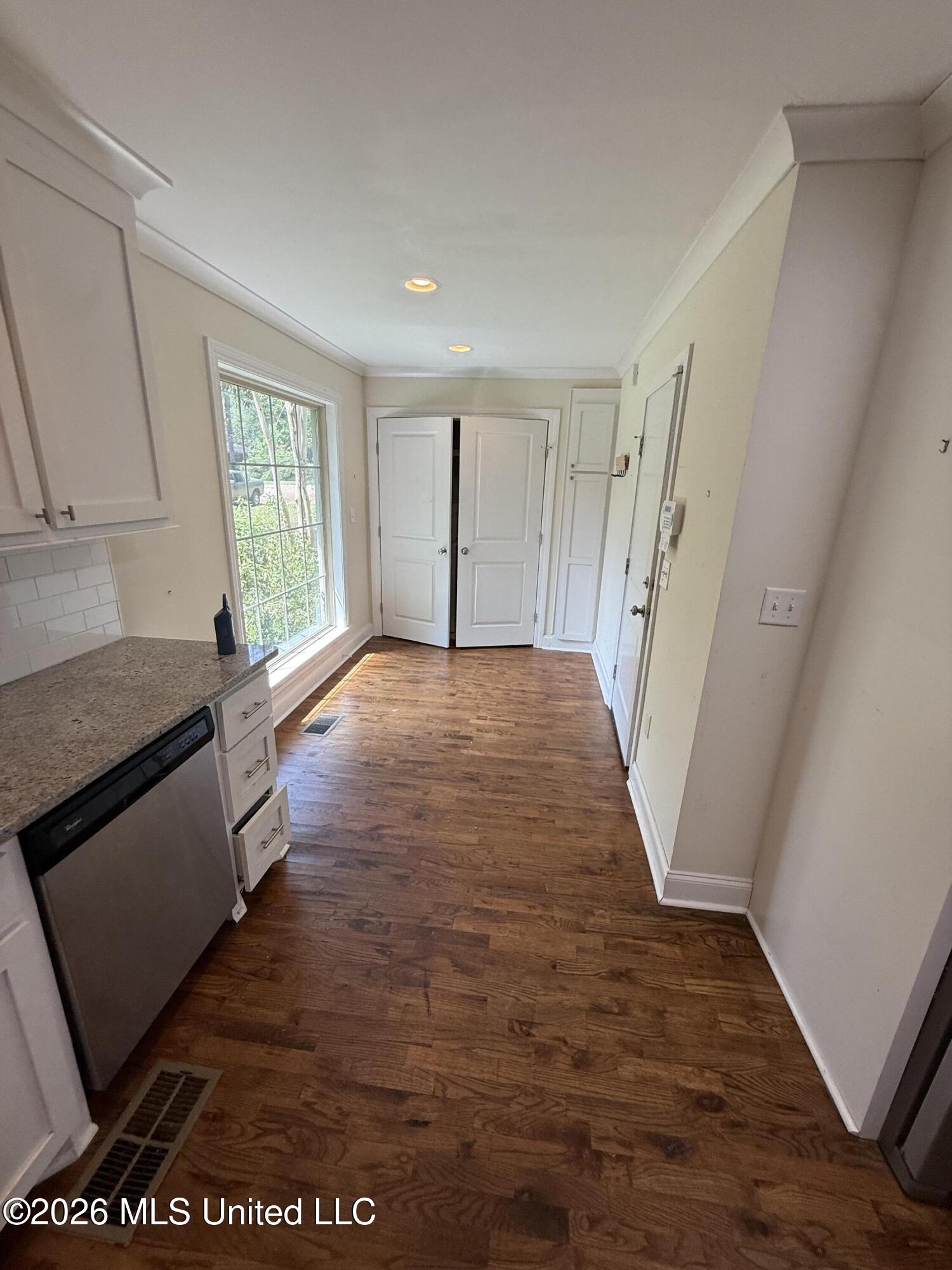 4318 Dunn Street Property Photo 5