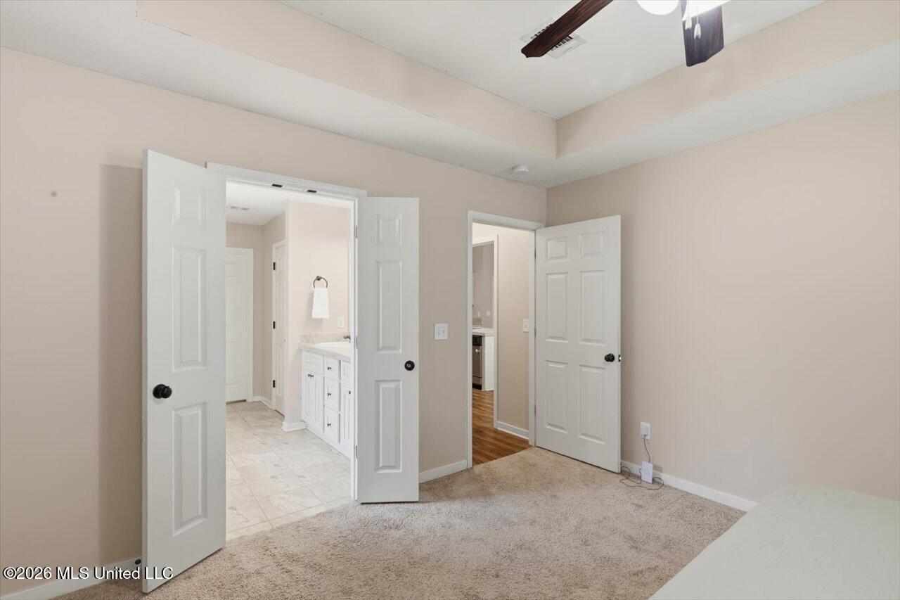 624 Lexington Drive Property Photo 20