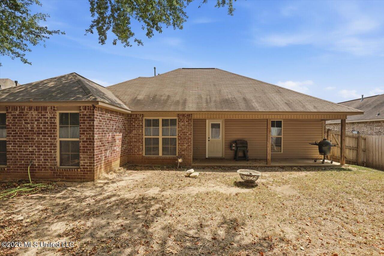 624 Lexington Drive Property Photo 33