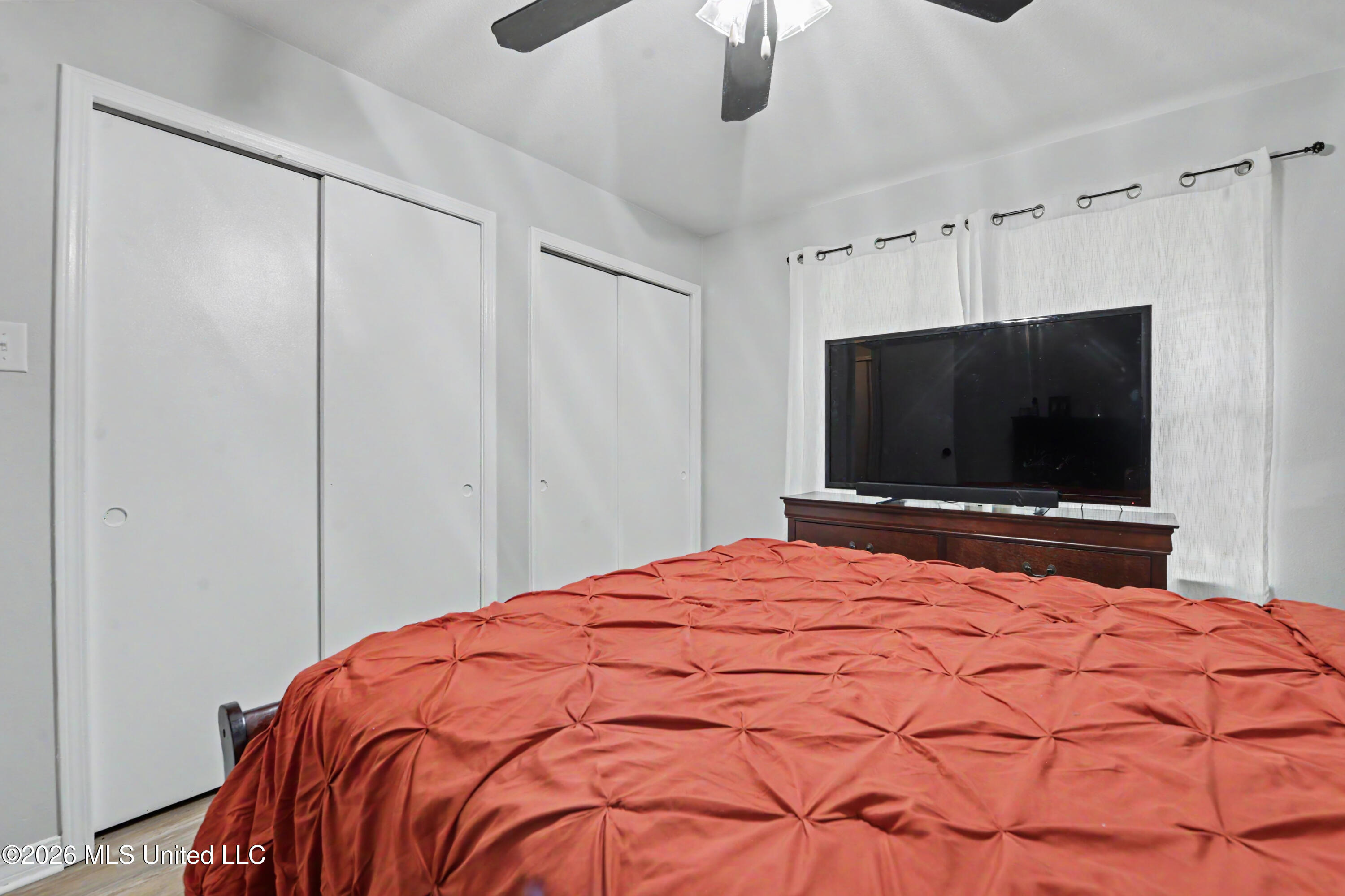 1537 S 10th Street Property Photo 9