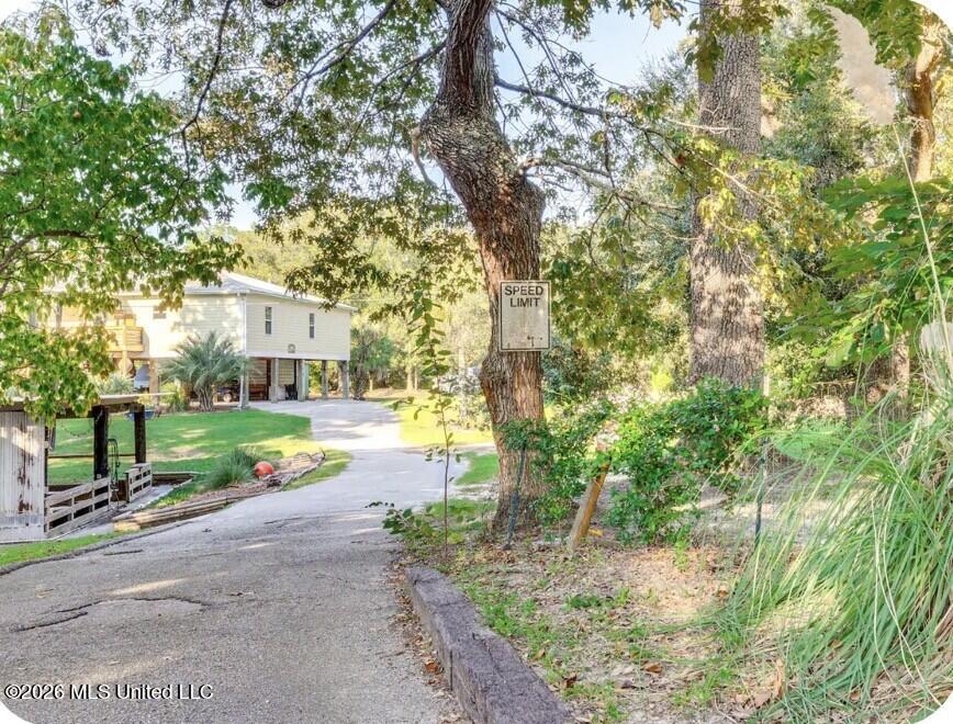 2001 Vaughandale Drive Property Photo 5