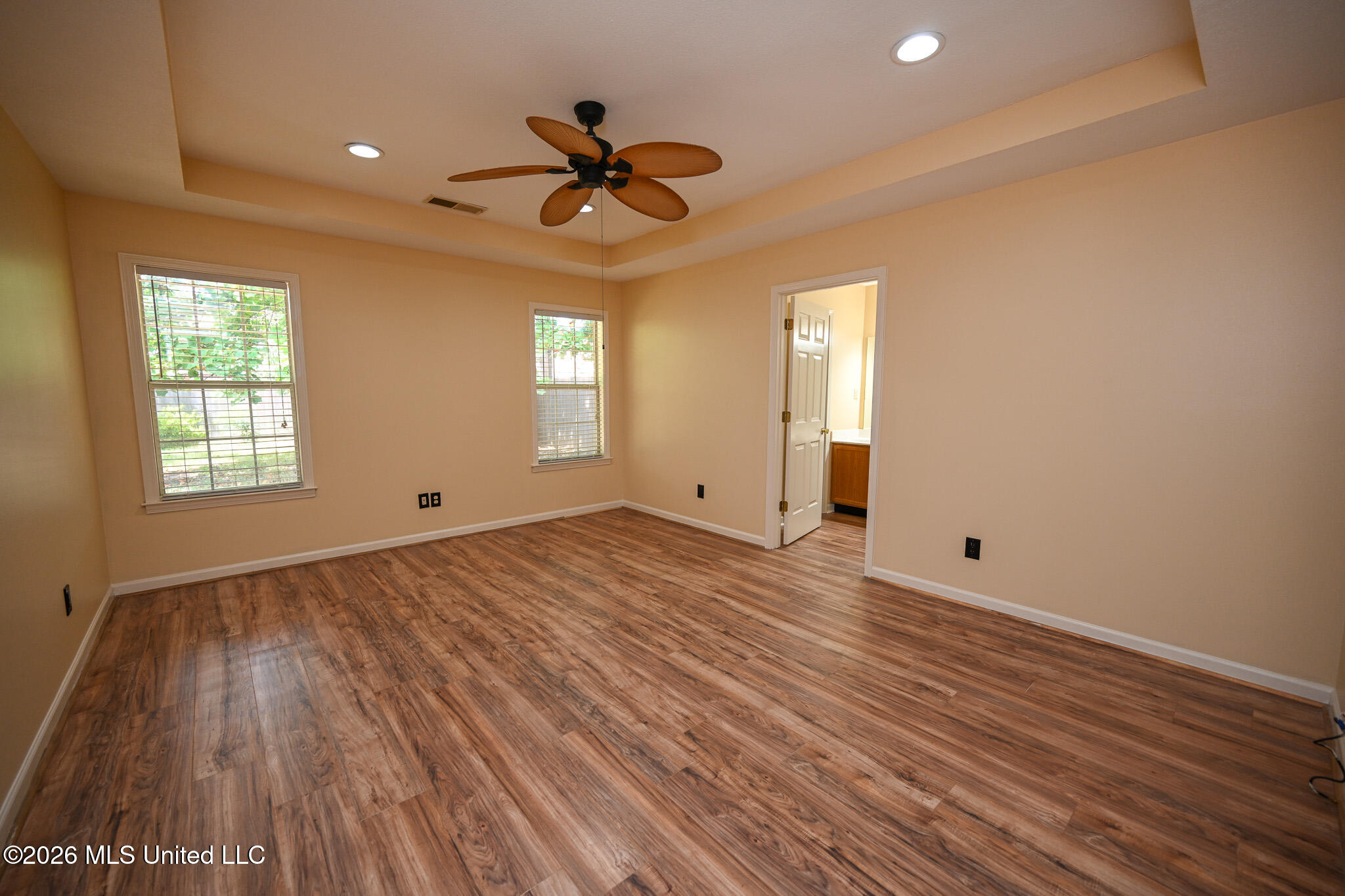 9051 Champlain Drive Property Photo 13