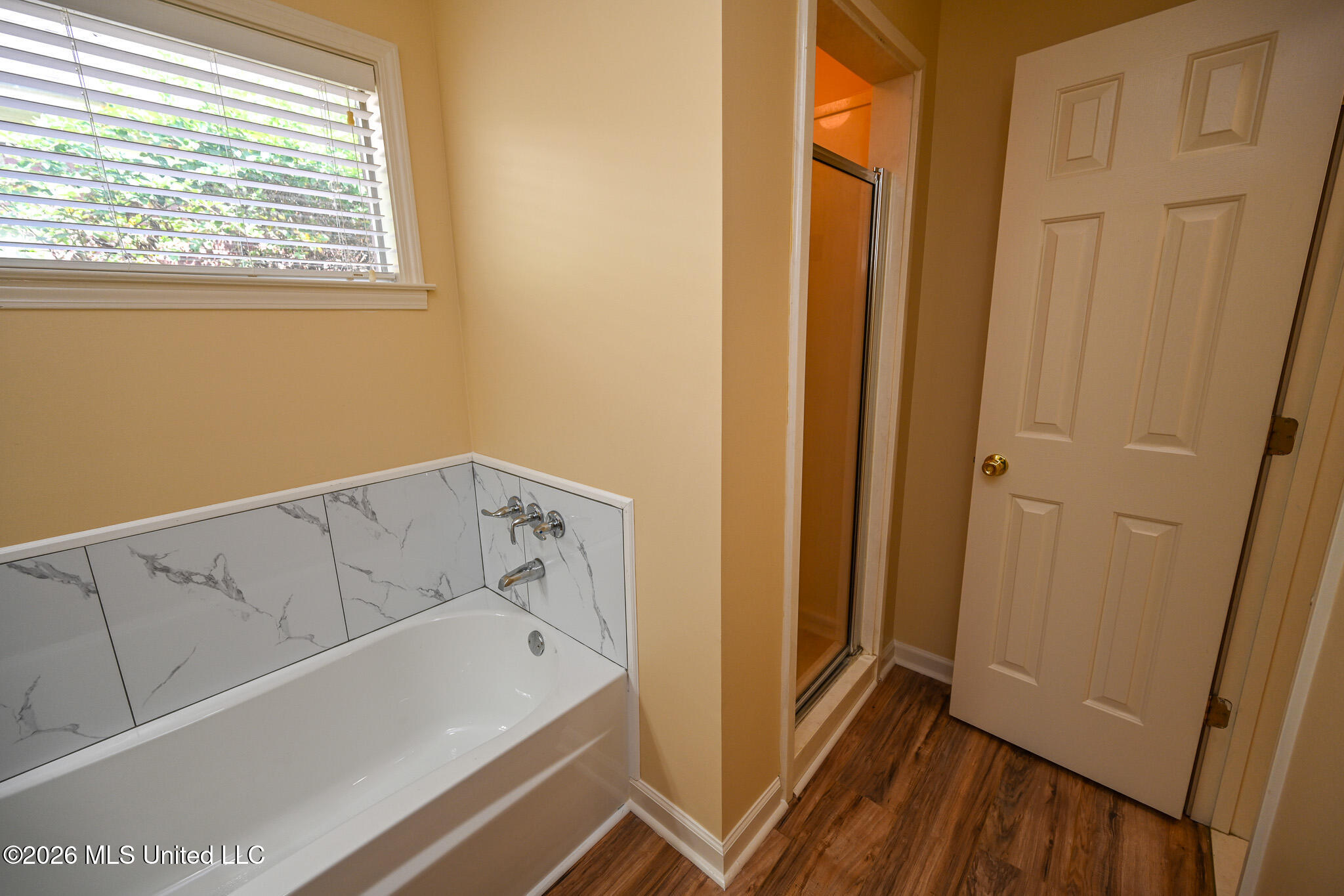 9051 Champlain Drive Property Photo 15
