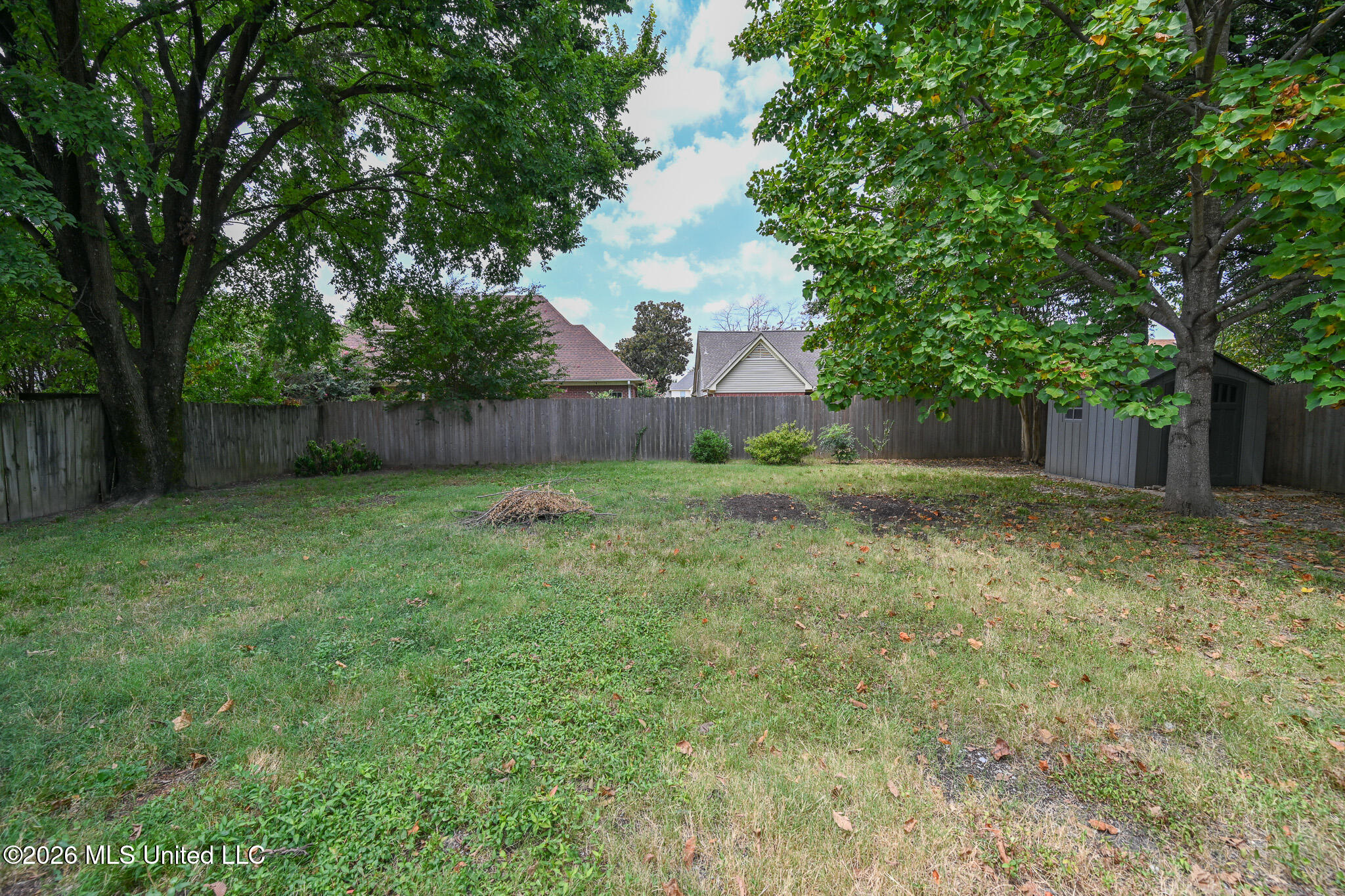 9051 Champlain Drive Property Photo 22