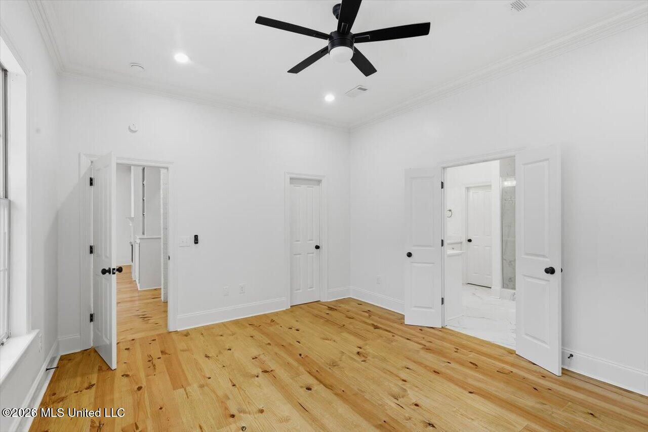 120 Hampton Chase Property Photo 28