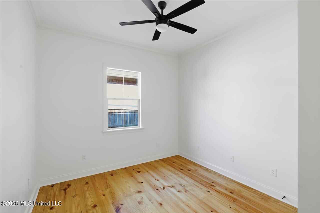 120 Hampton Chase Property Photo 39