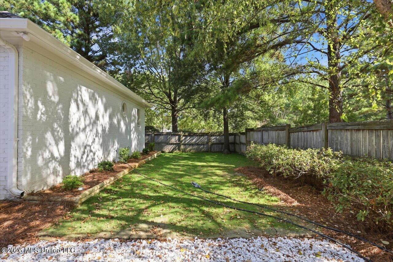 120 Hampton Chase Property Photo 47