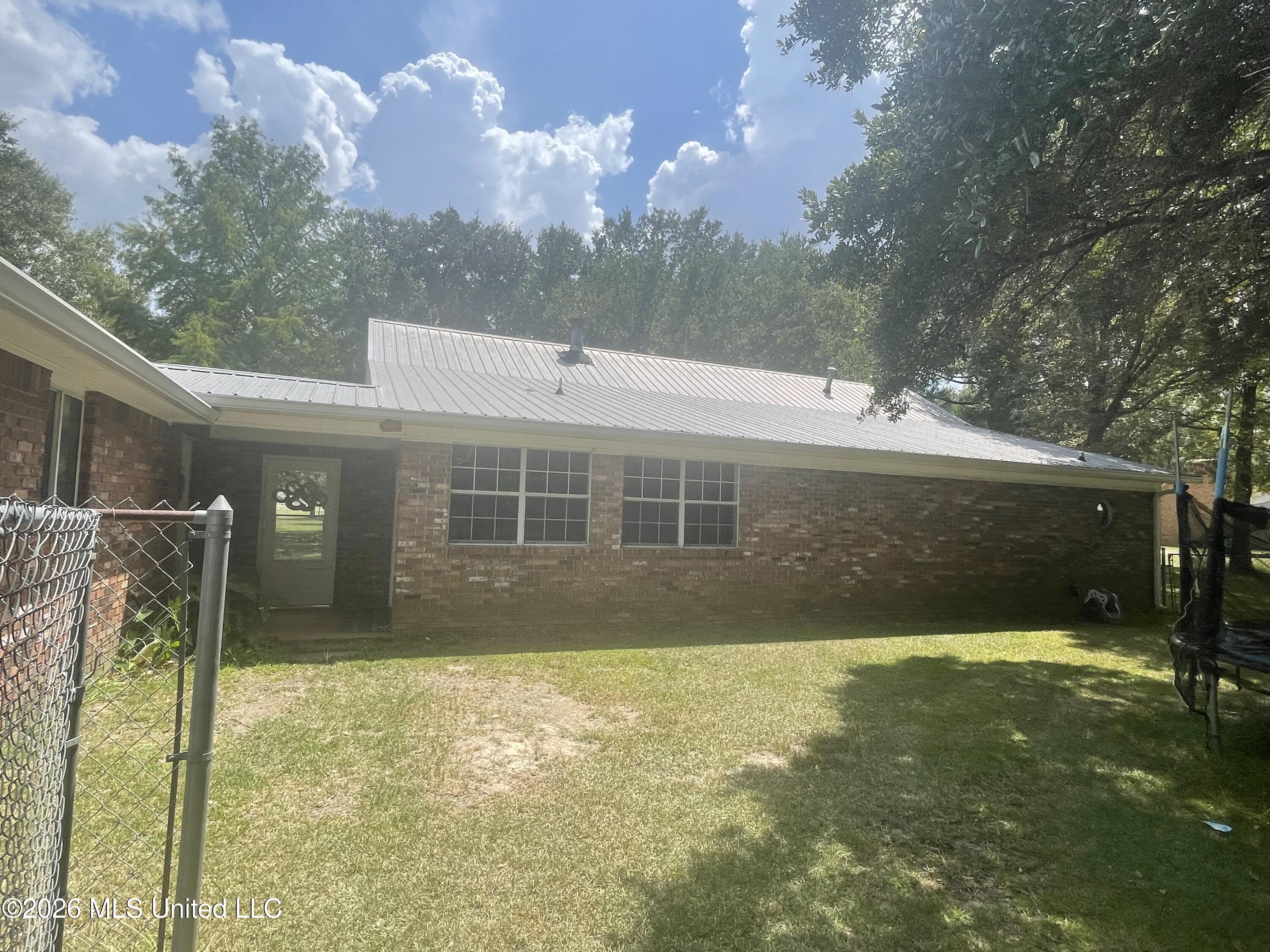 12609 Seaman Road Property Photo 4