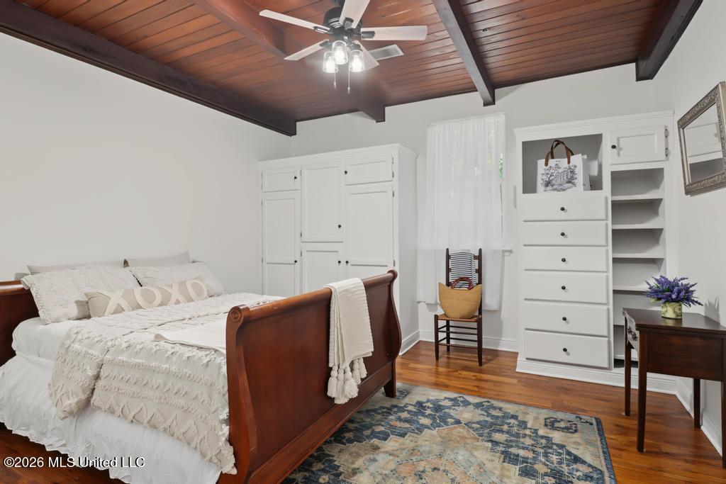 910 Calhoun Street Property Photo 21