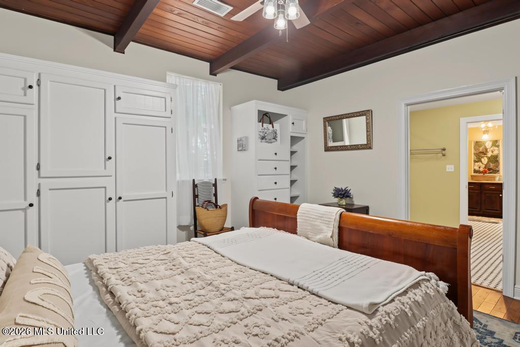 910 Calhoun Street Property Photo 22