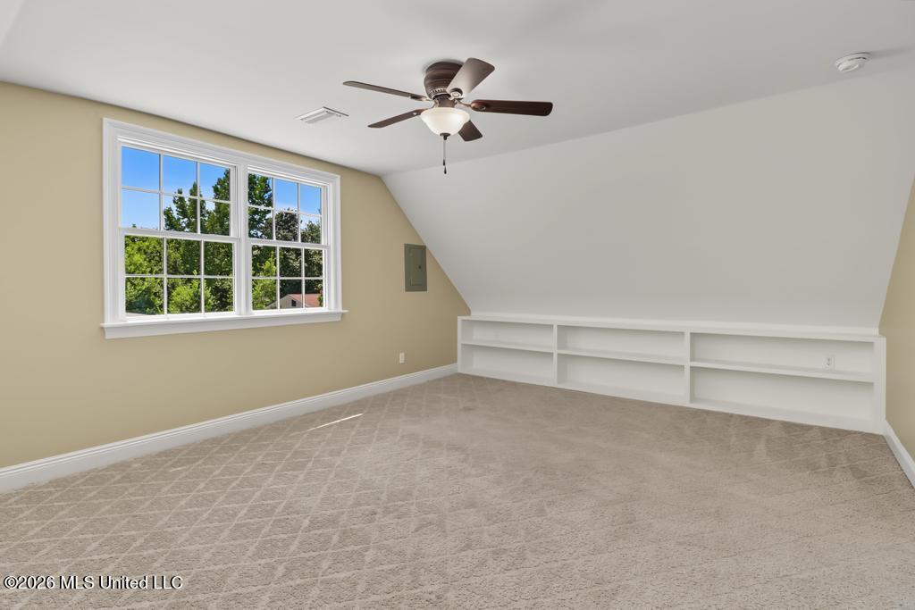 910 Calhoun Street Property Photo 26
