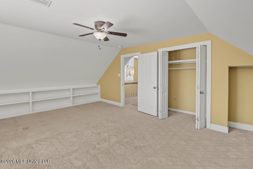 910 Calhoun Street Property Photo 27