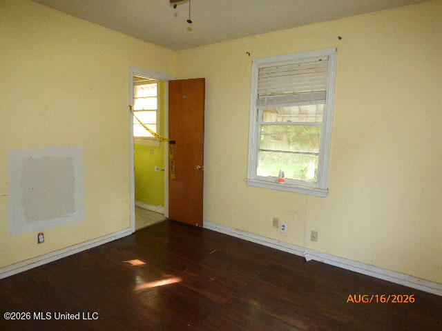 121 Catalpa Drive Property Photo 9