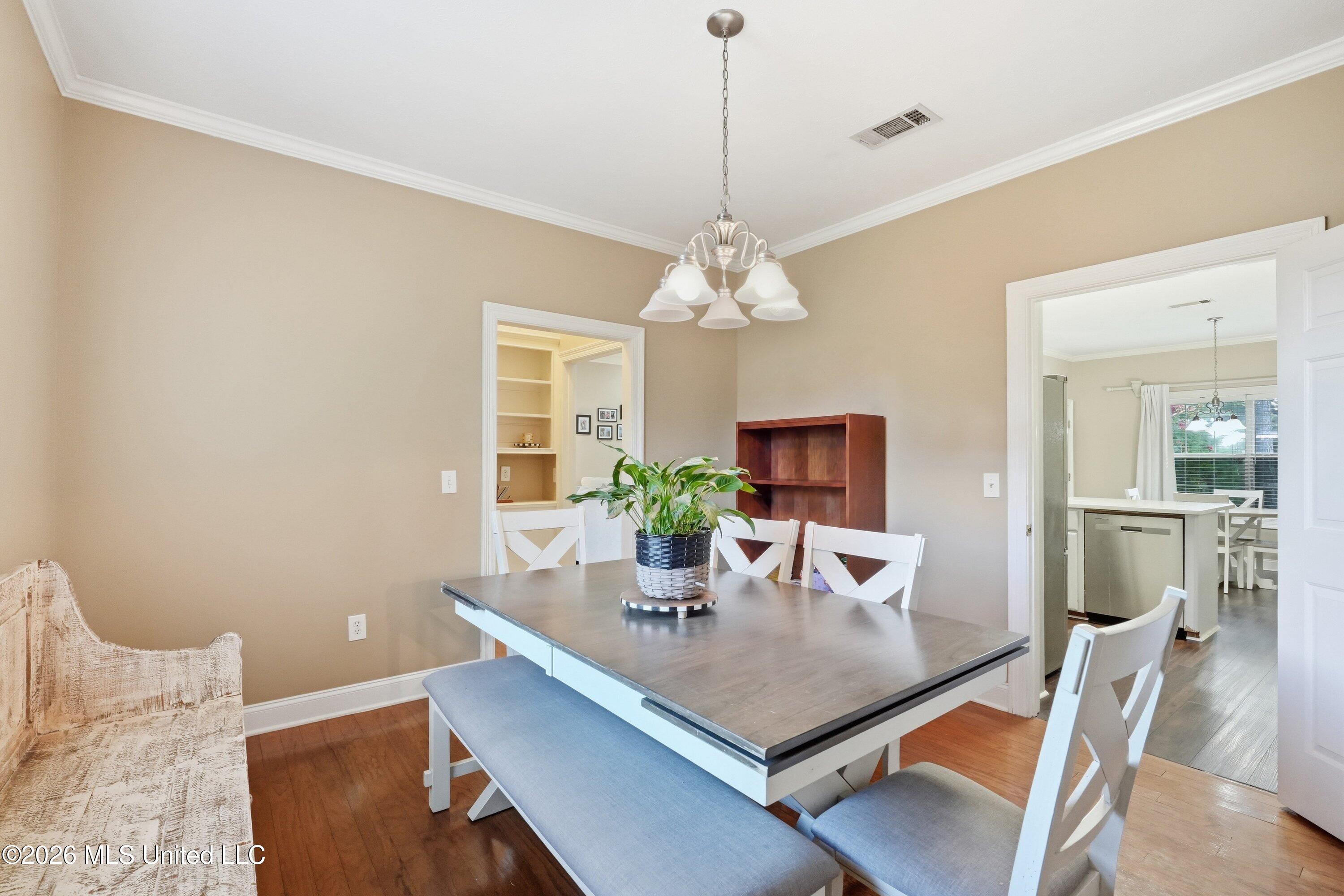 308 Windy Ridge Drive Property Photo 9
