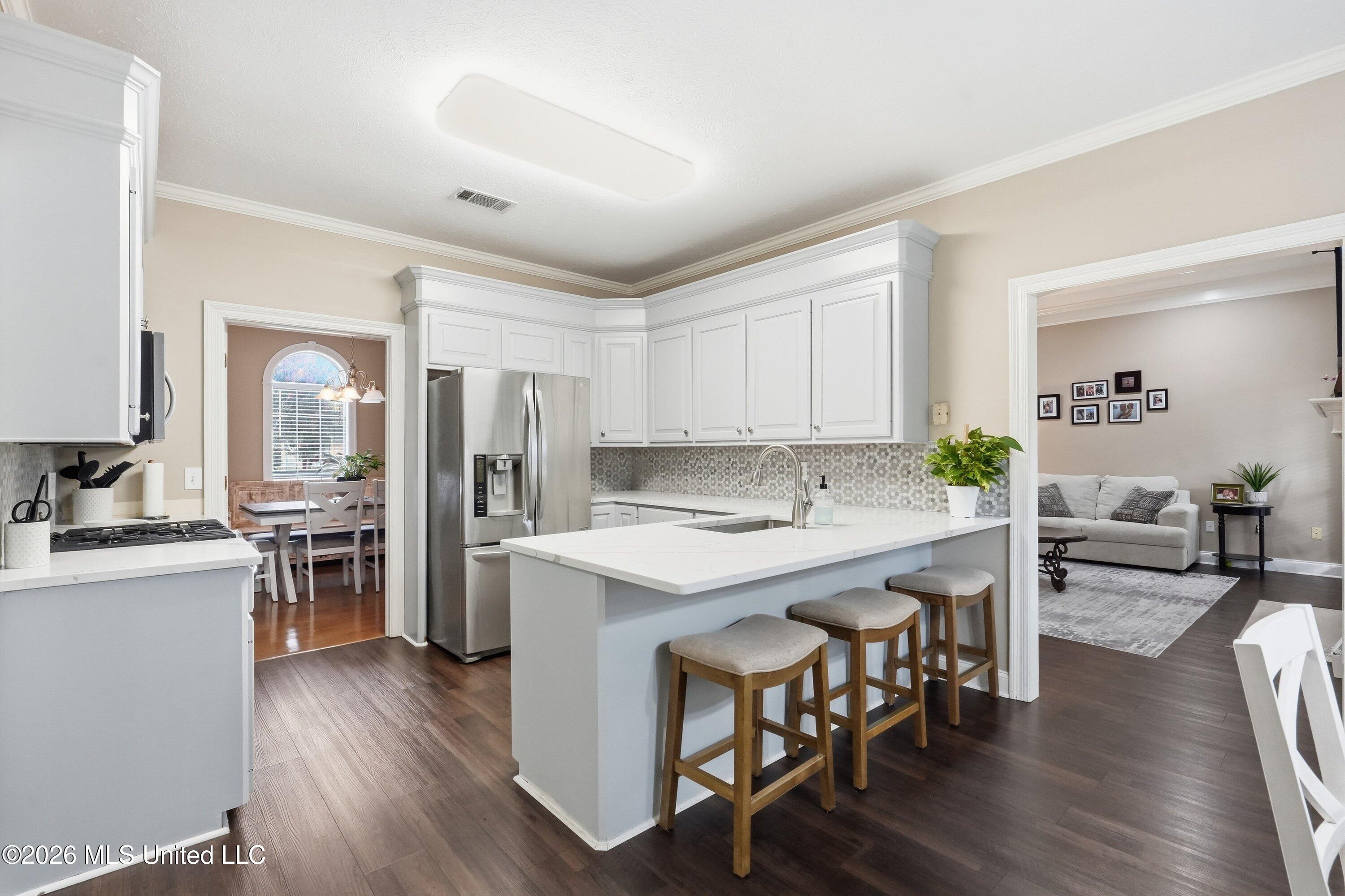 308 Windy Ridge Drive Property Photo 10