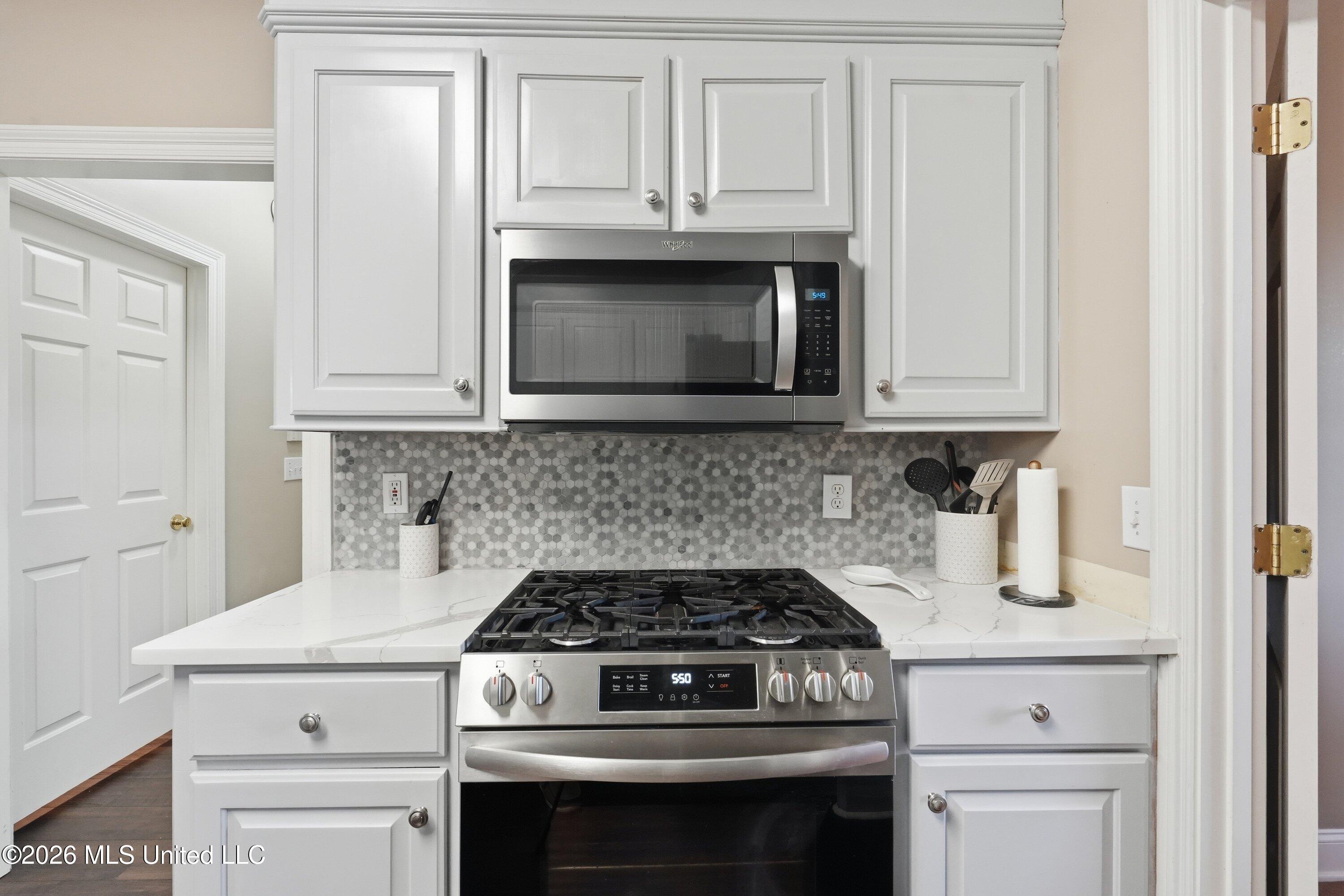 308 Windy Ridge Drive Property Photo 13