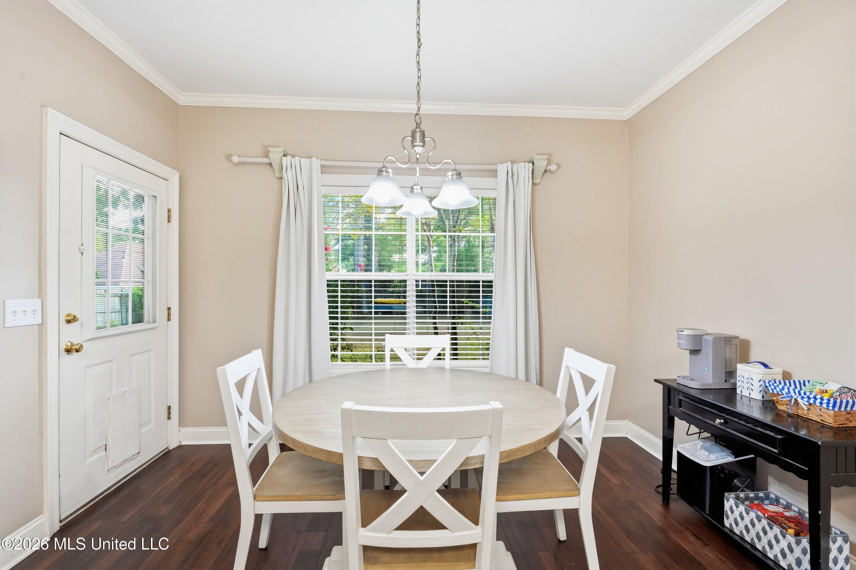 308 Windy Ridge Drive Property Photo 14
