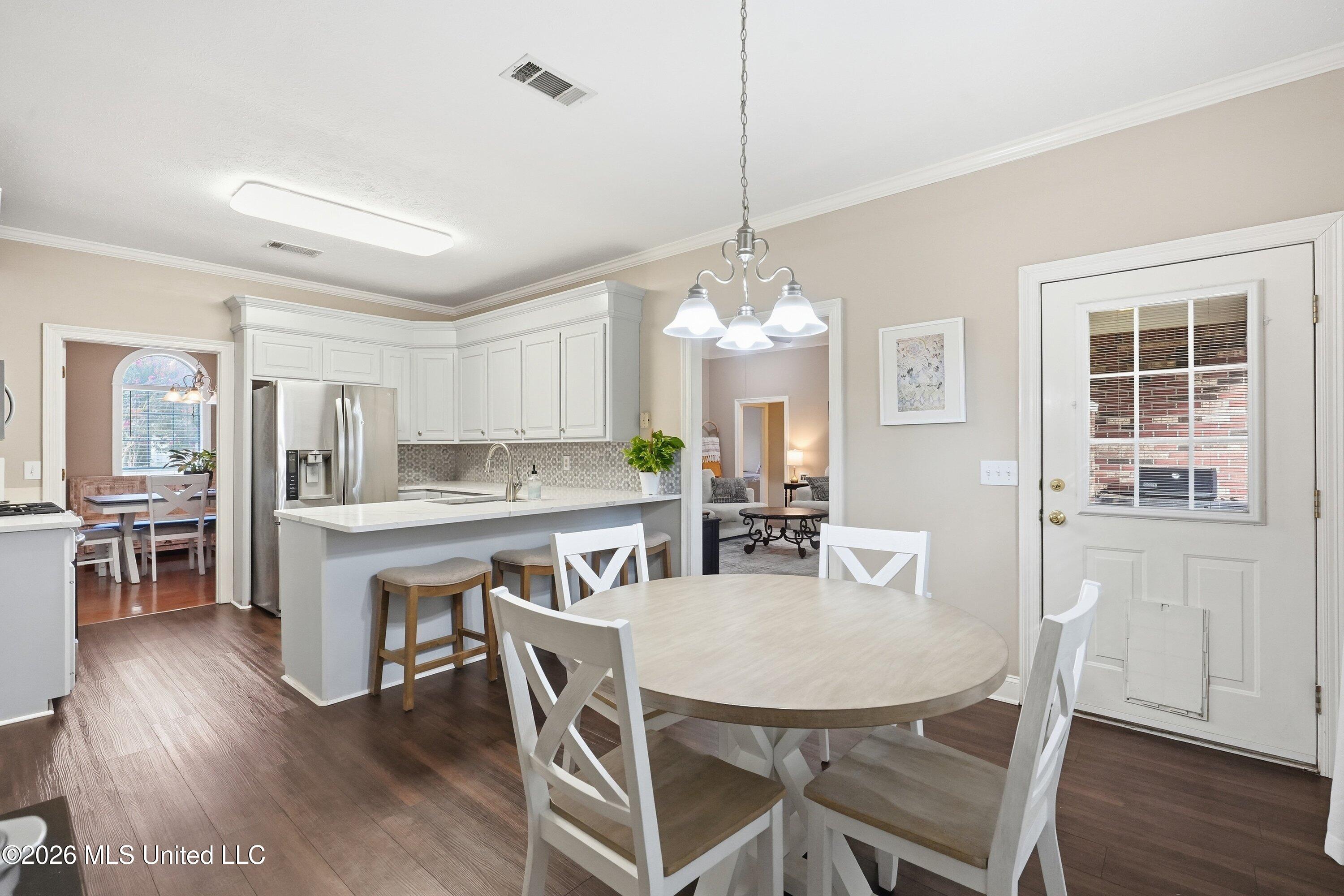 308 Windy Ridge Drive Property Photo 15