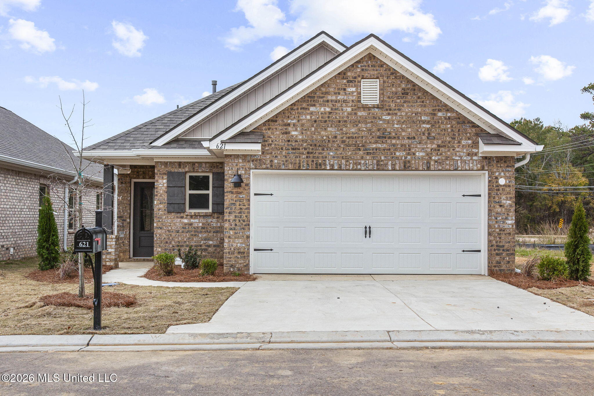 621 Stillwater Cove Property Photo 2