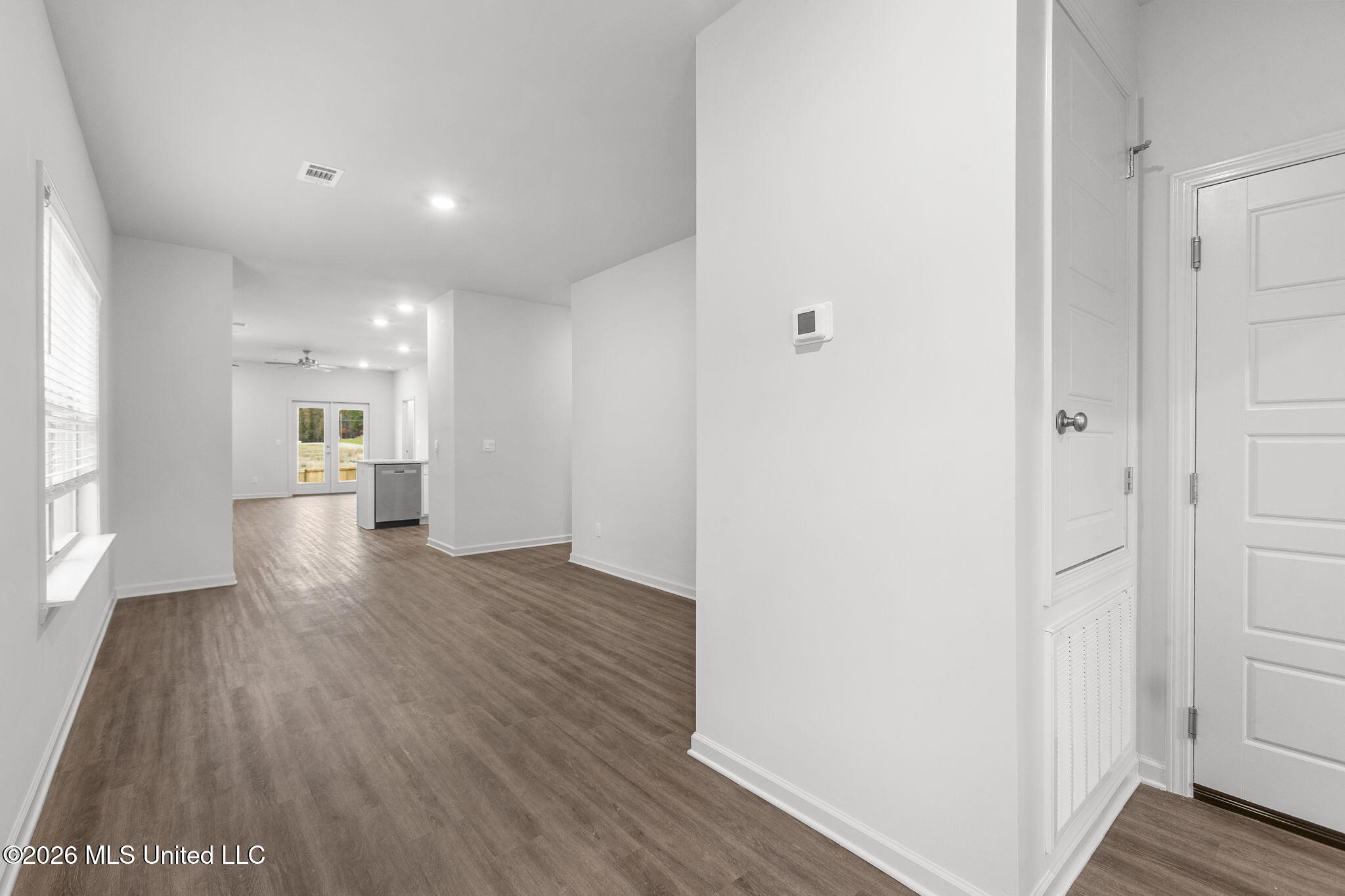 621 Stillwater Cove Property Photo 7