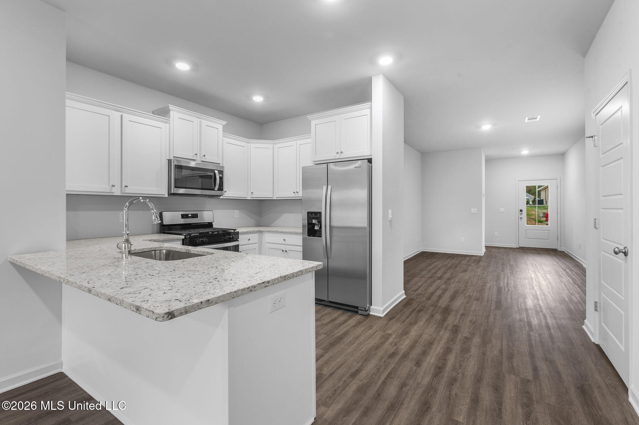 621 Stillwater Cove Property Photo 11