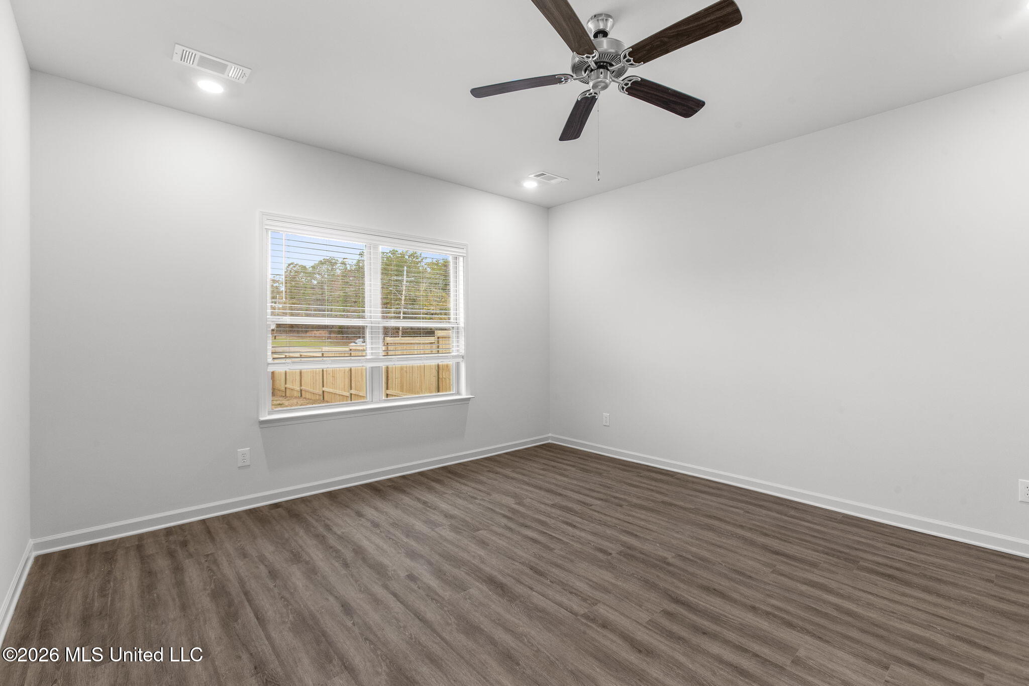 621 Stillwater Cove Property Photo 15