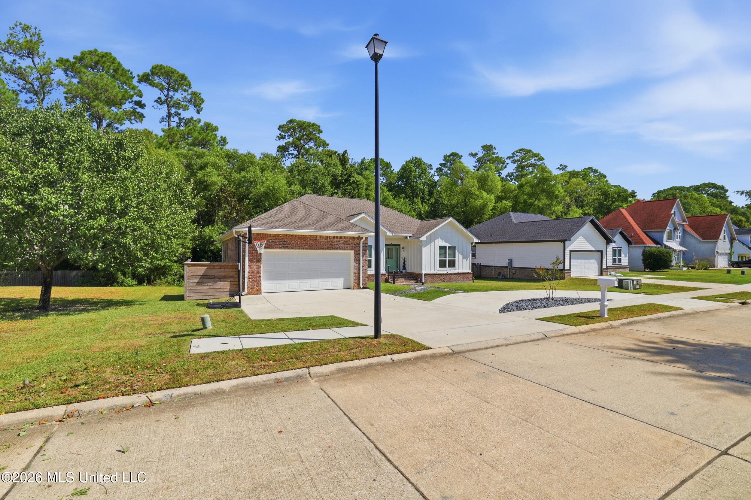 2265 Club Moss Circle Property Photo 3