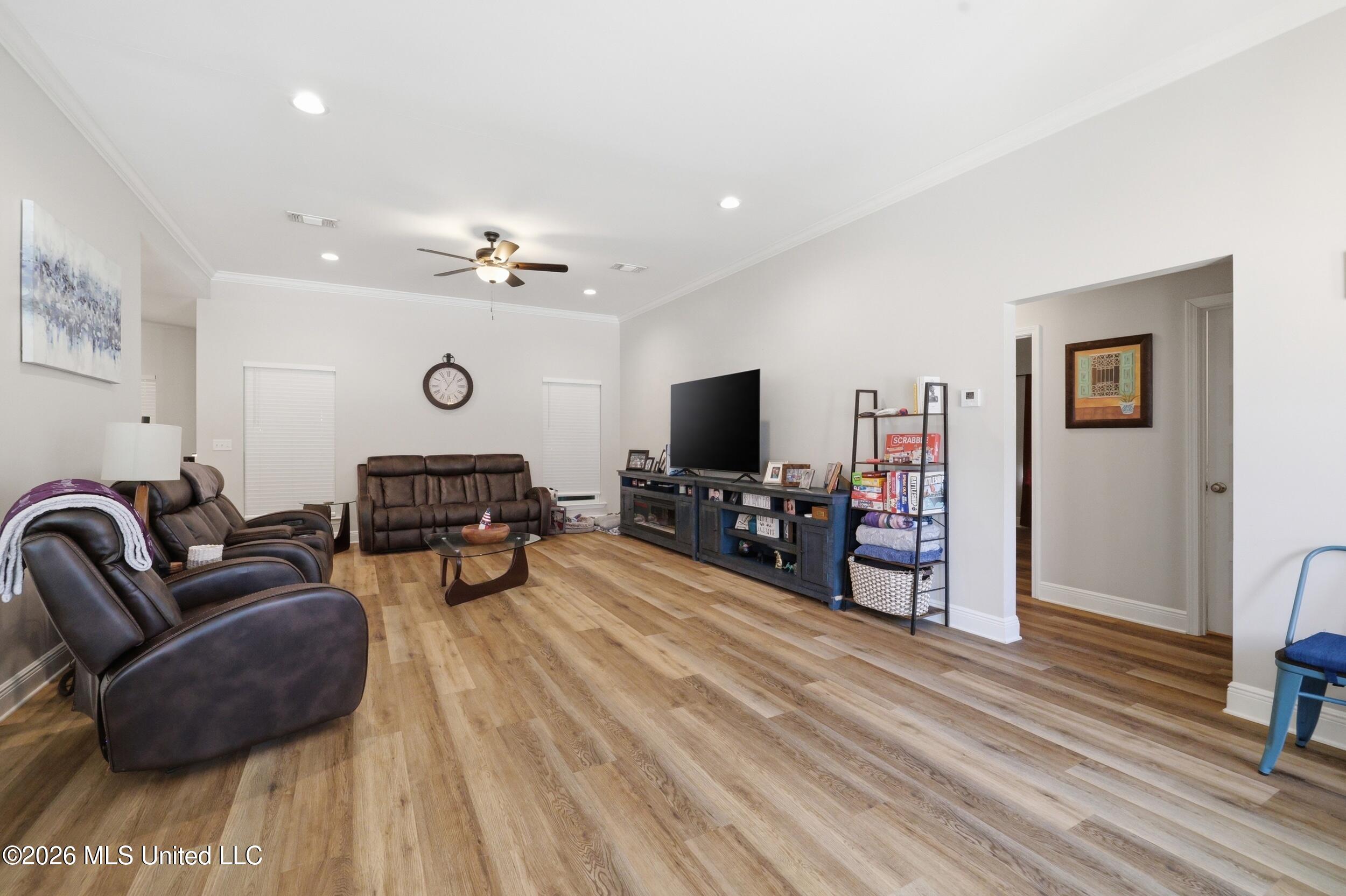 2265 Club Moss Circle Property Photo 8