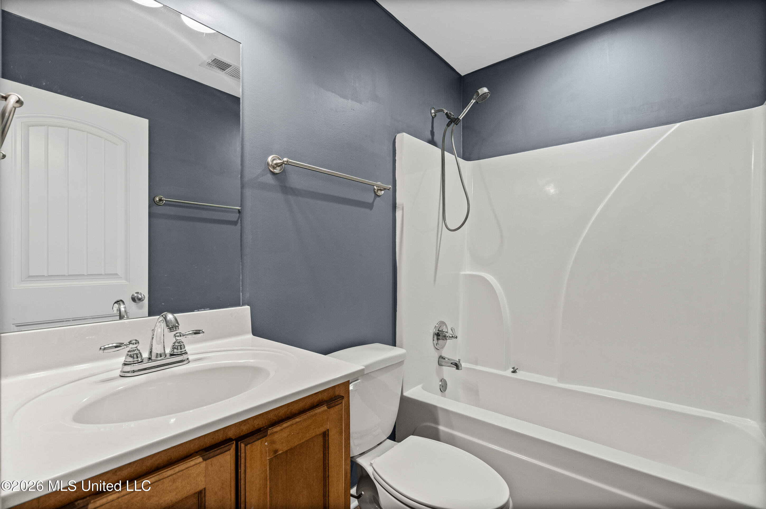 109 Flower Circle Property Photo 17