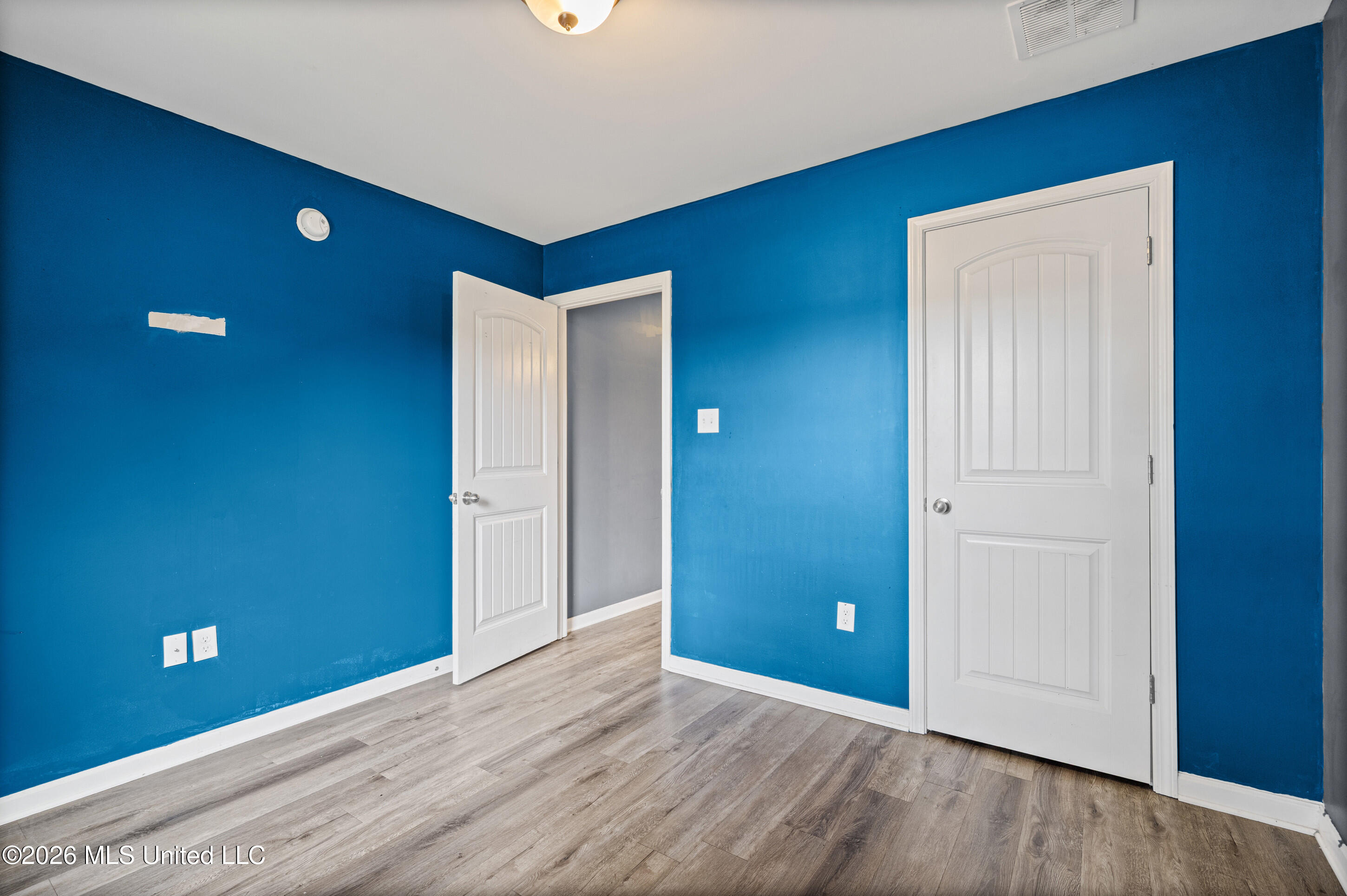 109 Flower Circle Property Photo 19