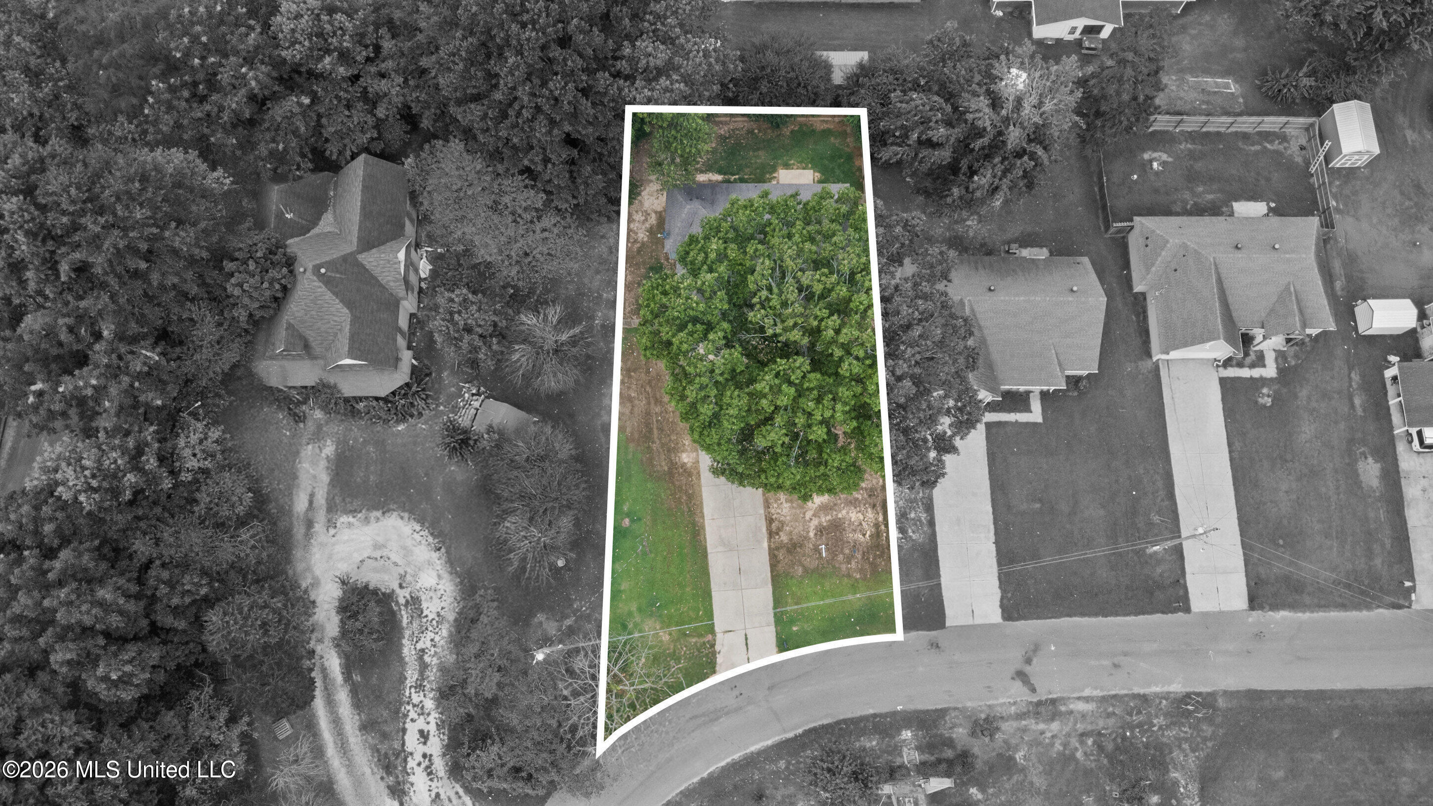 109 Flower Circle Property Photo 22