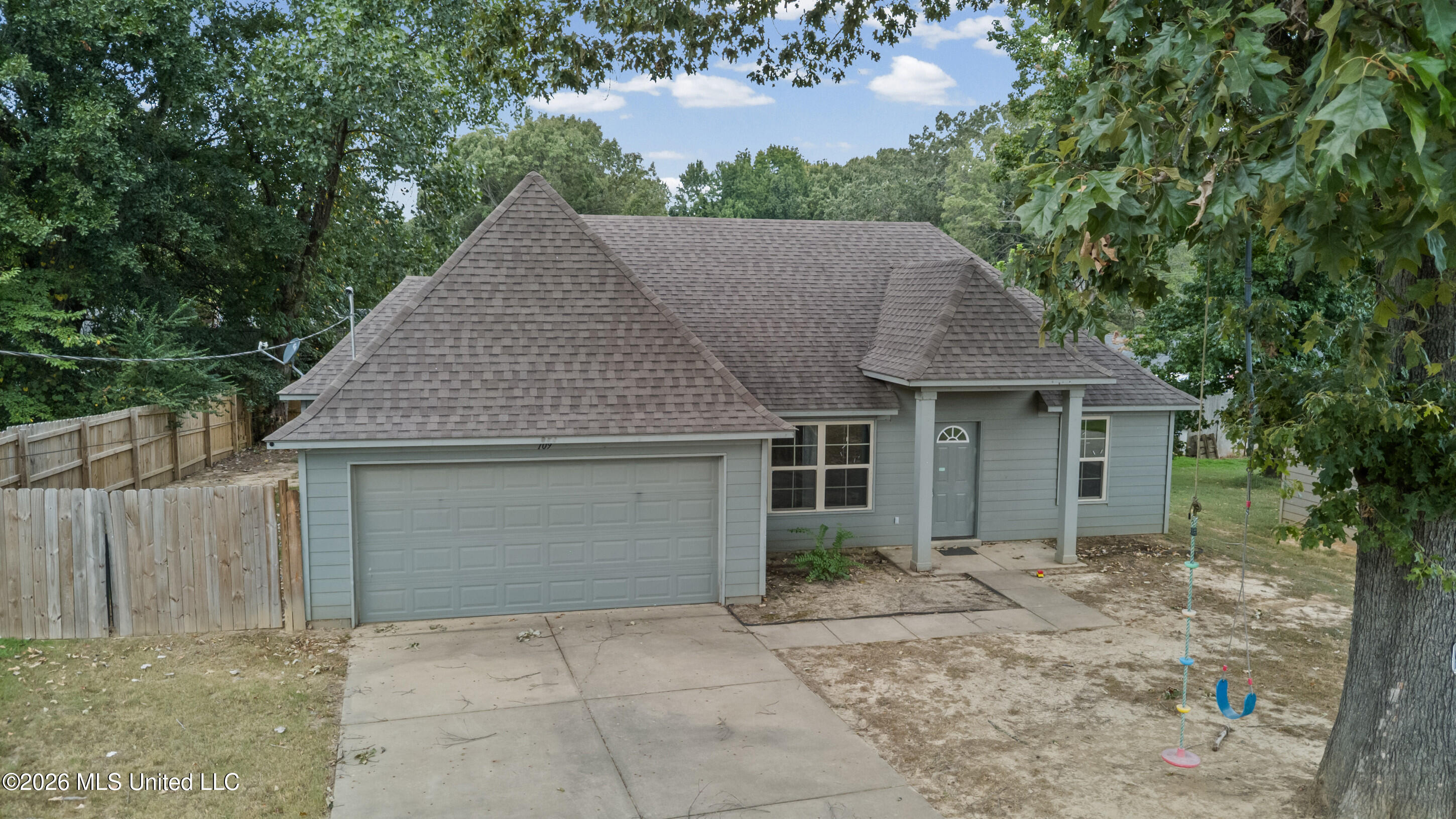 109 Flower Circle Property Photo 24