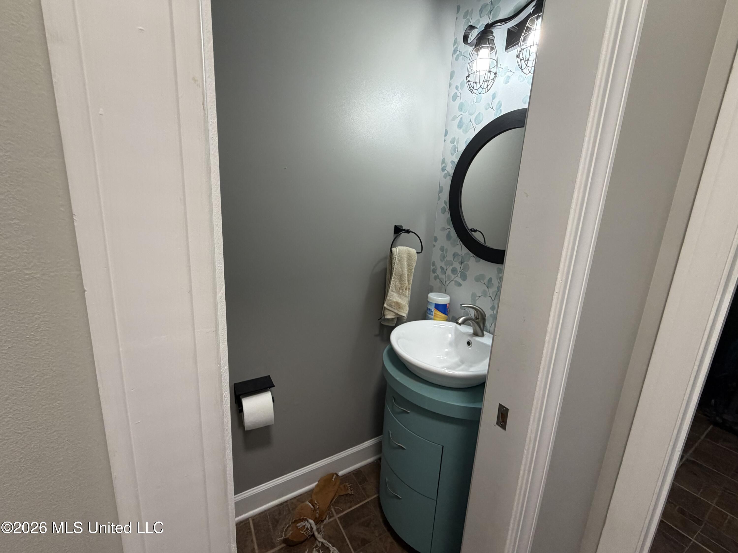 370 Omega Drive Property Photo 11