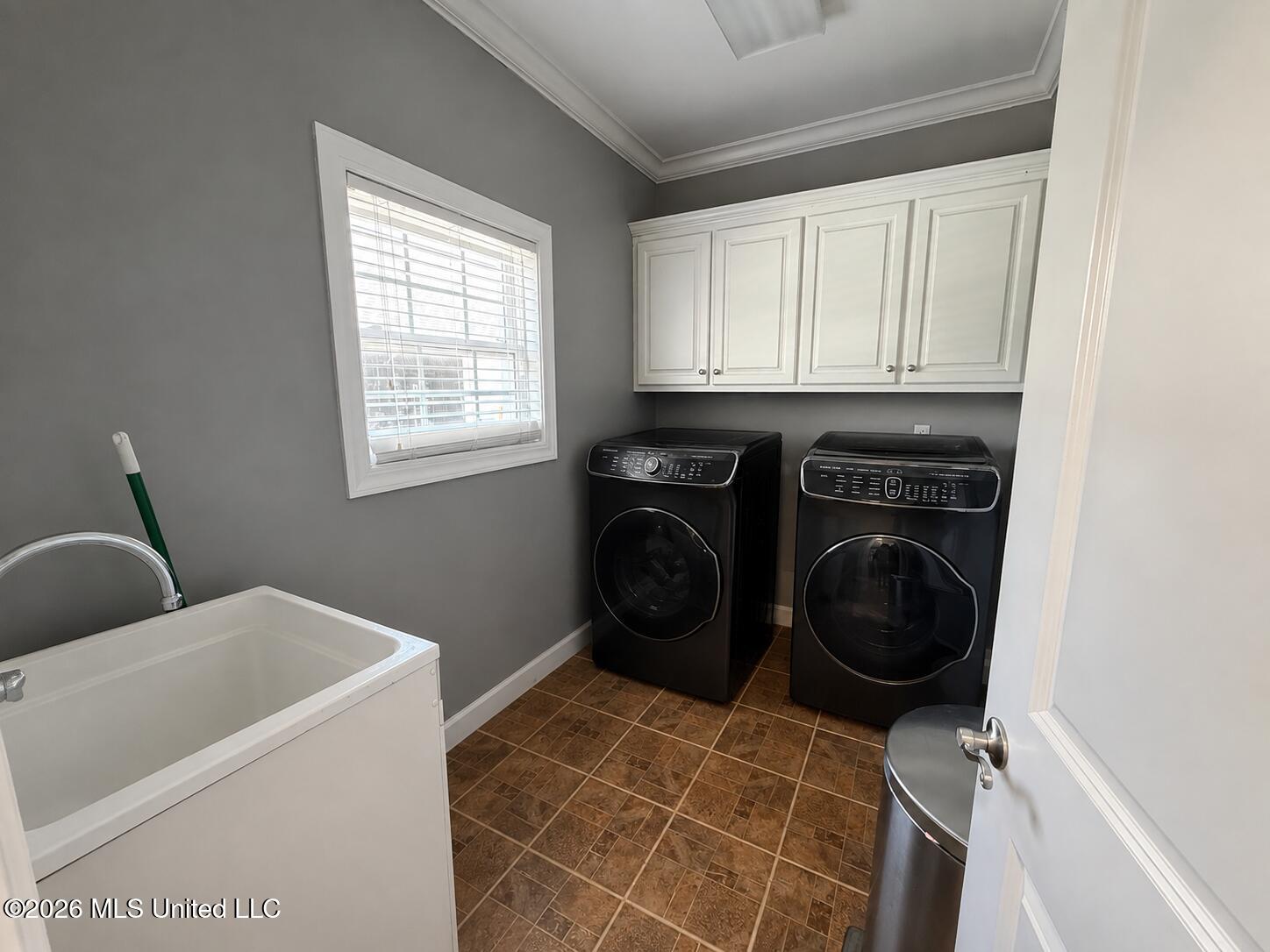 370 Omega Drive Property Photo 12