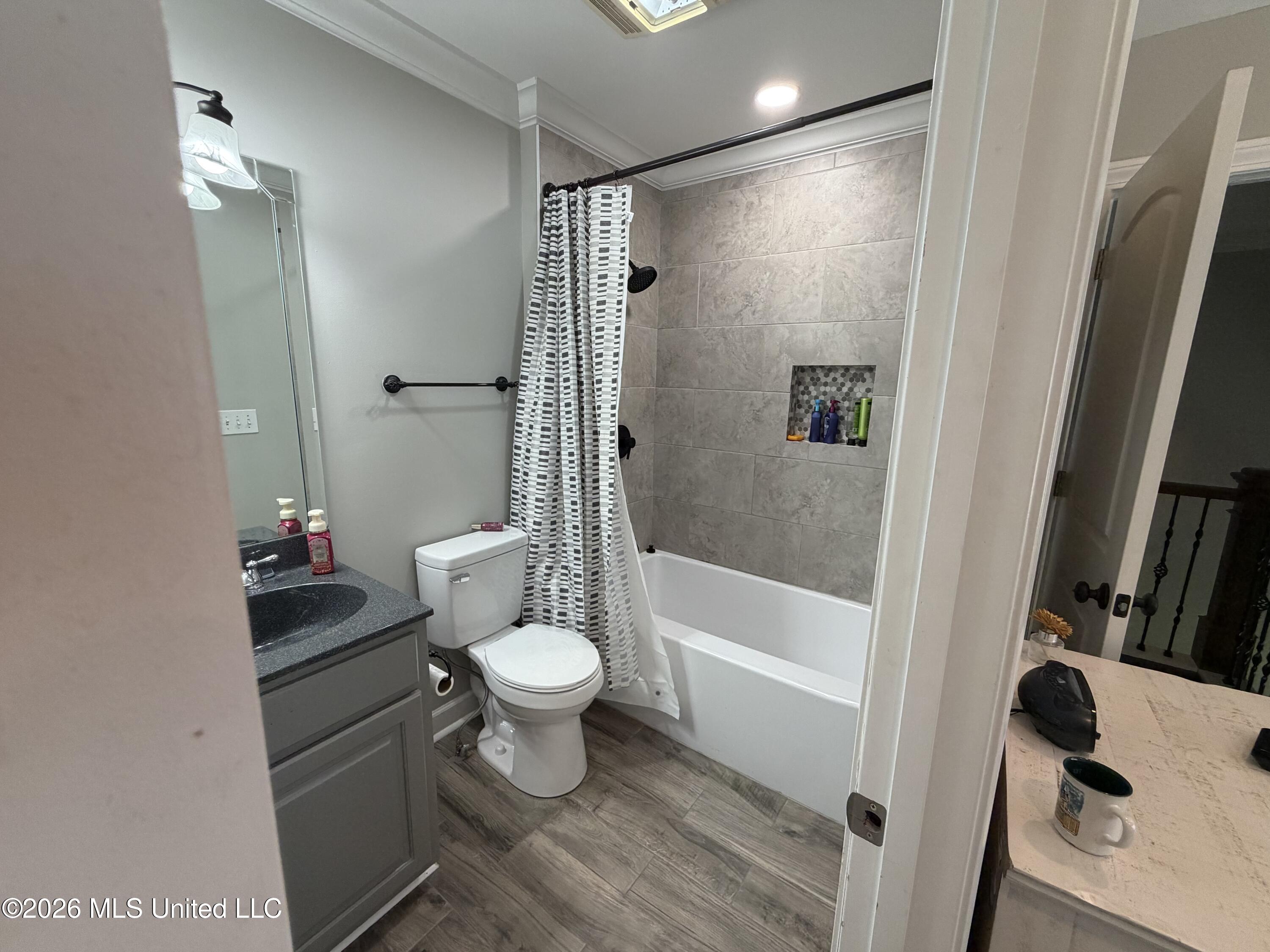 370 Omega Drive Property Photo 22
