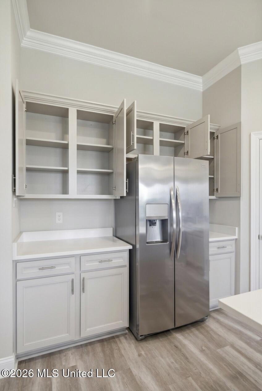 9225 Natures Trail Property Photo 6