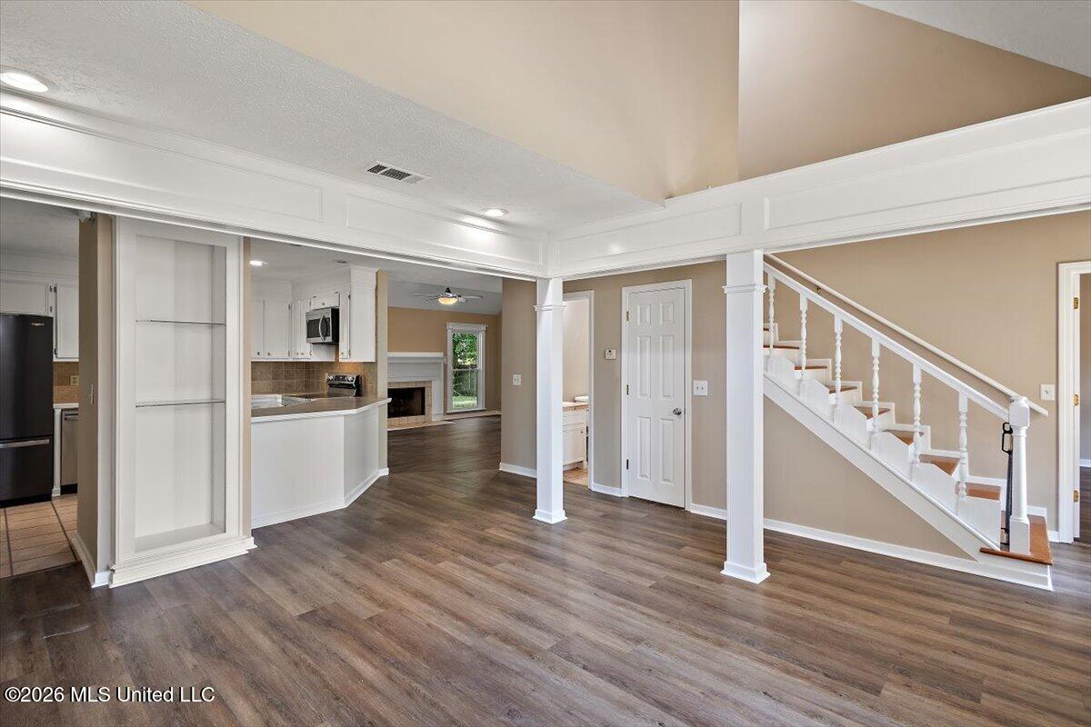 123 Hanover Drive Property Photo 8