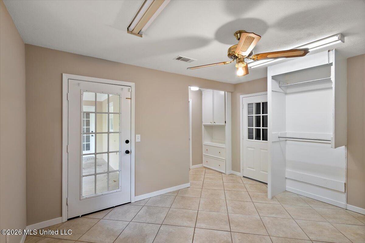 123 Hanover Drive Property Photo 12